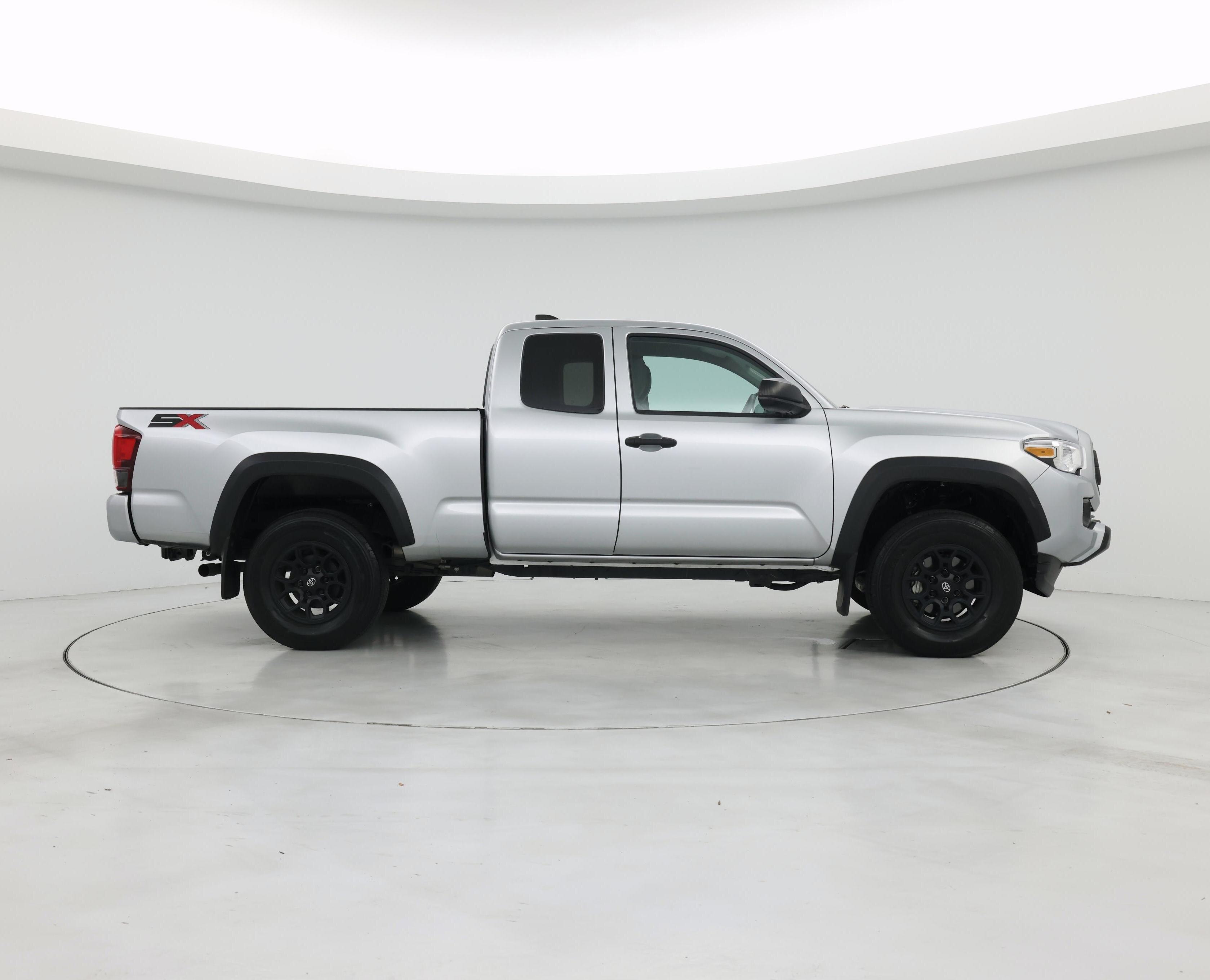 Thumbnail: 2022 Toyota Tacoma - 7