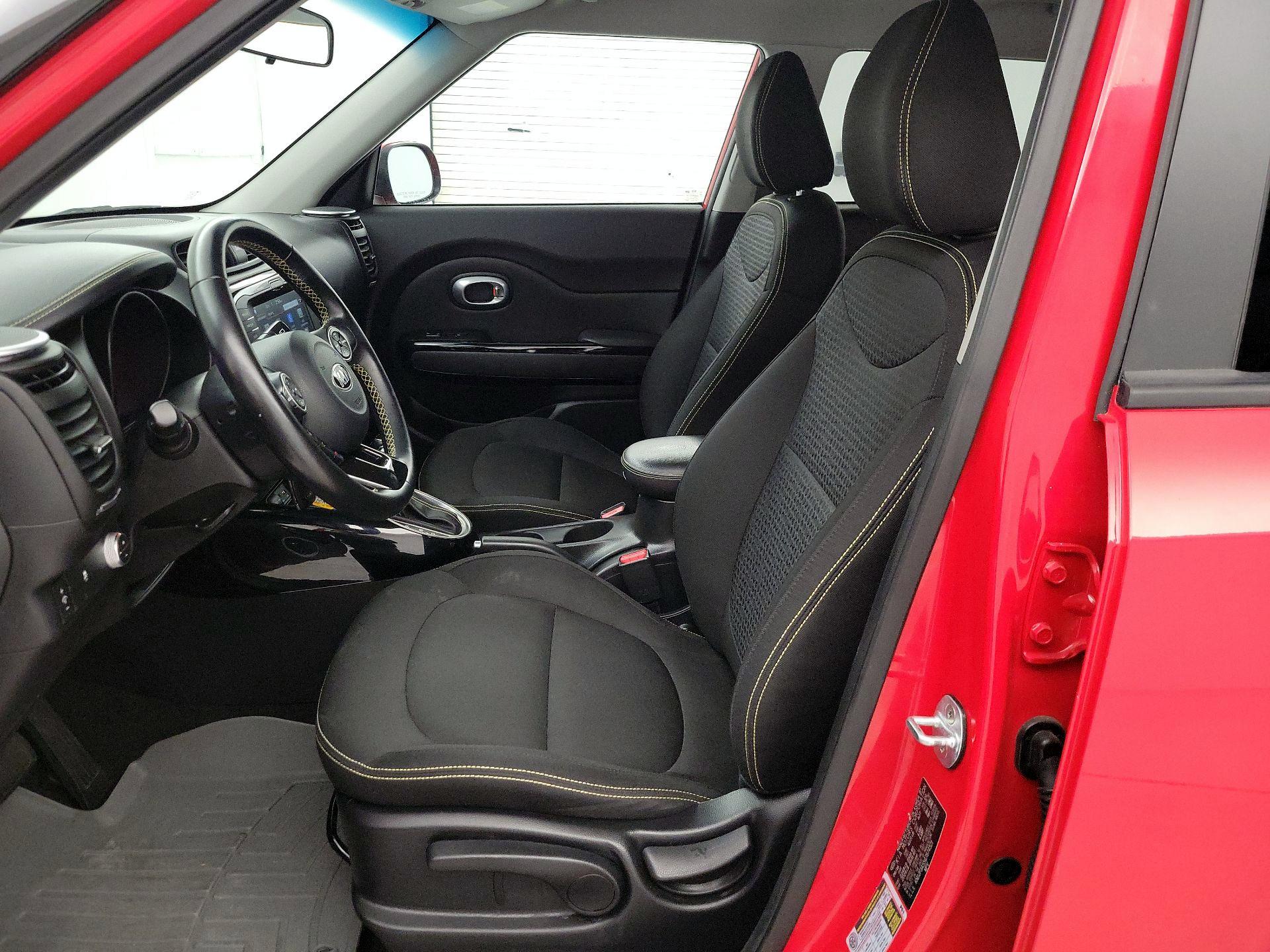 Thumbnail: 2016 Kia Soul - 11