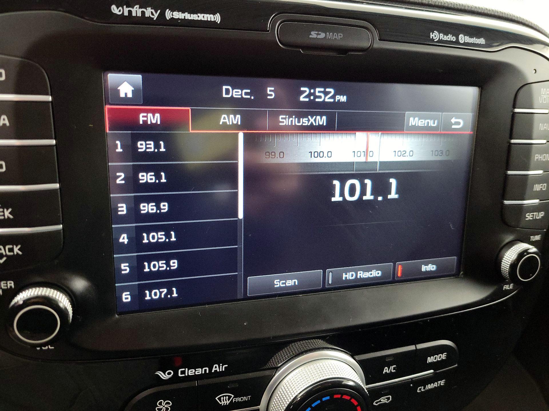 Thumbnail: 2016 Kia Soul - 15