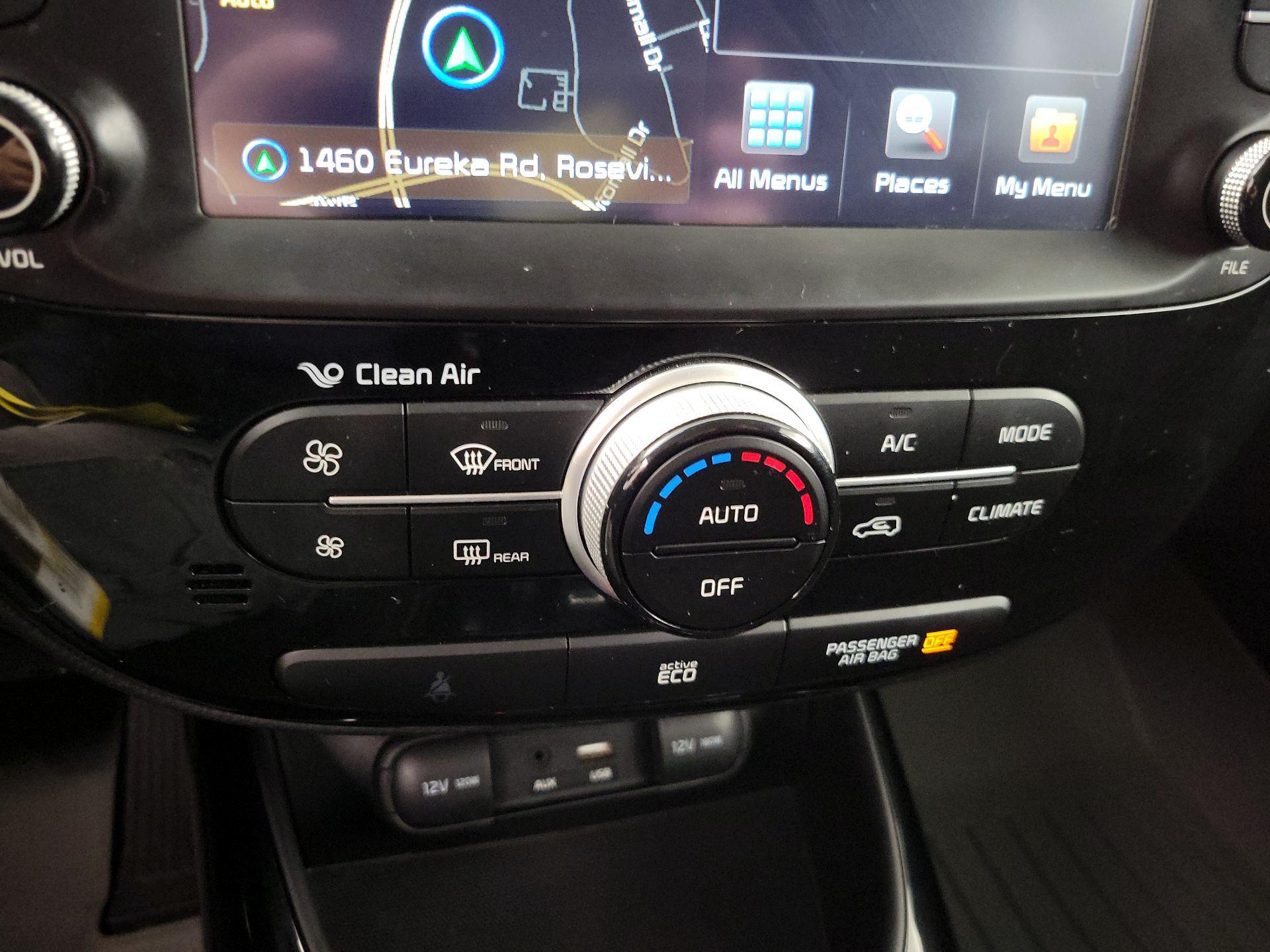 Thumbnail: 2016 Kia Soul - 16