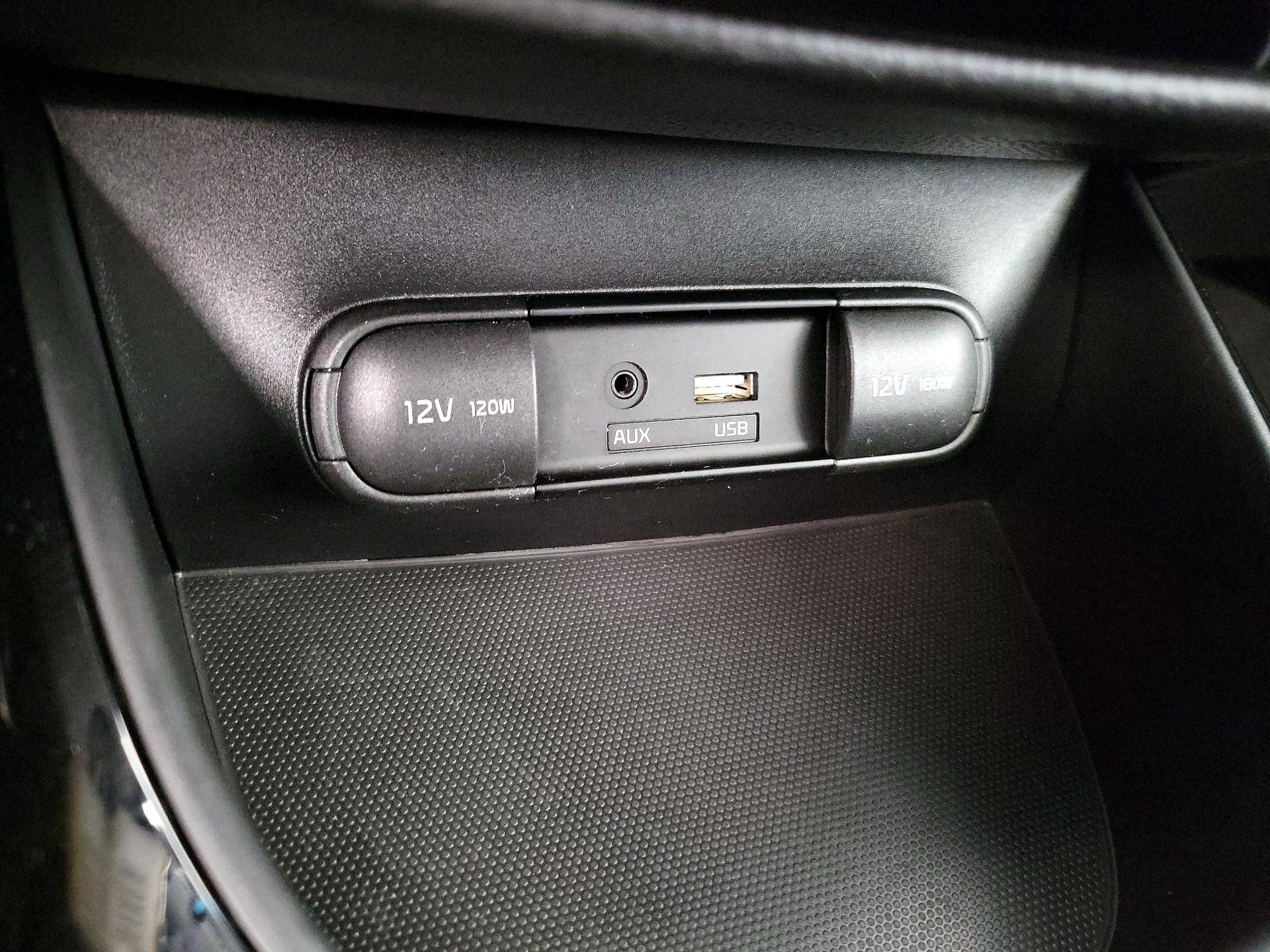 Thumbnail: 2016 Kia Soul - 18