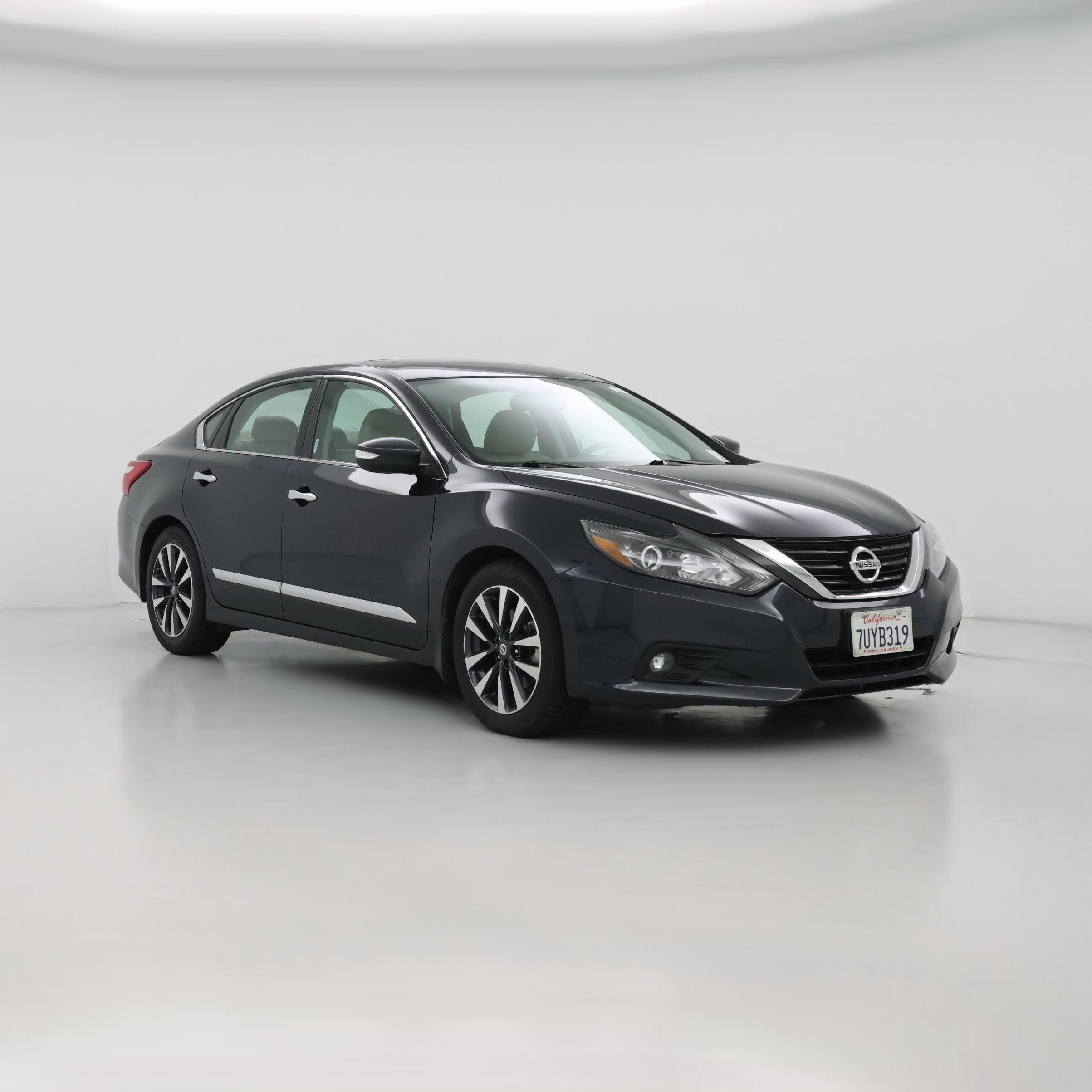 Thumbnail: 2016 Nissan Altima - 1