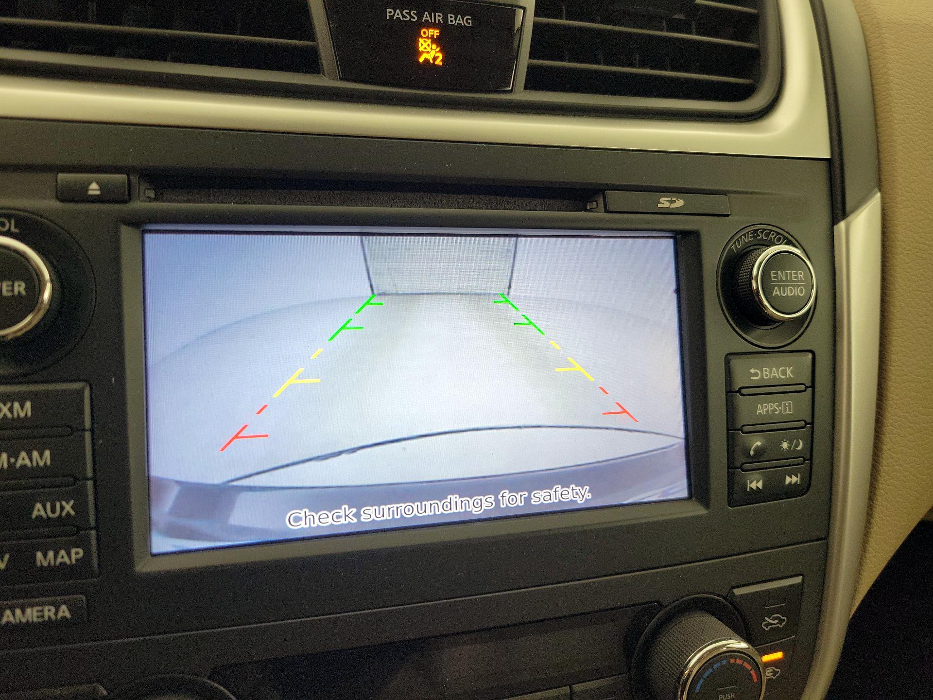 Thumbnail: 2016 Nissan Altima - 15