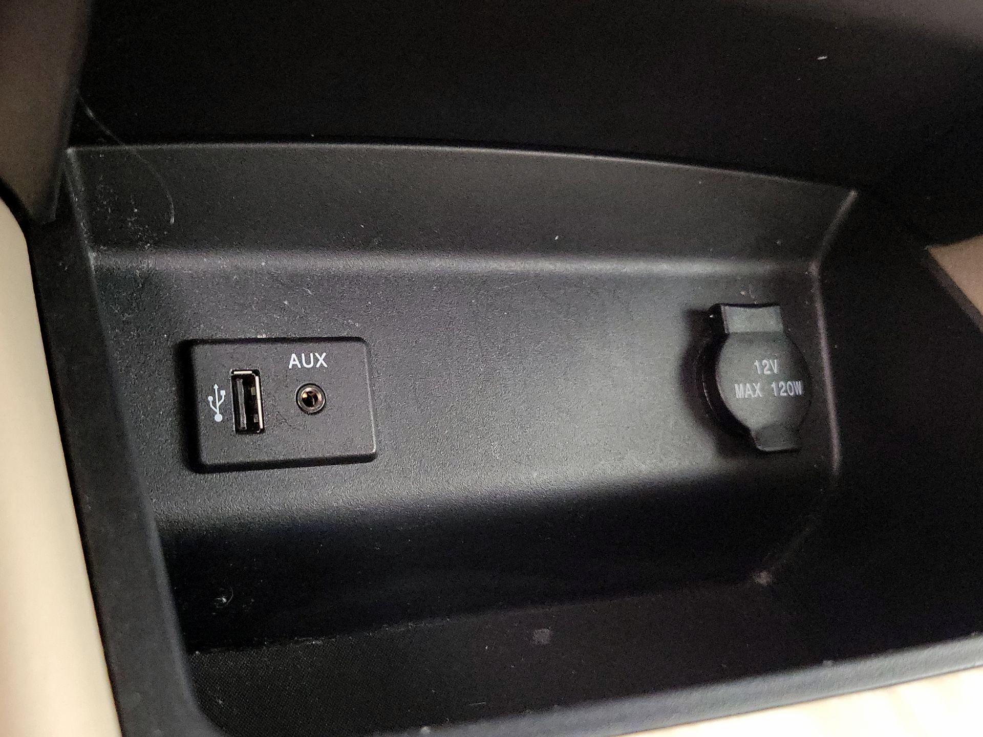 Thumbnail: 2016 Nissan Altima - 19