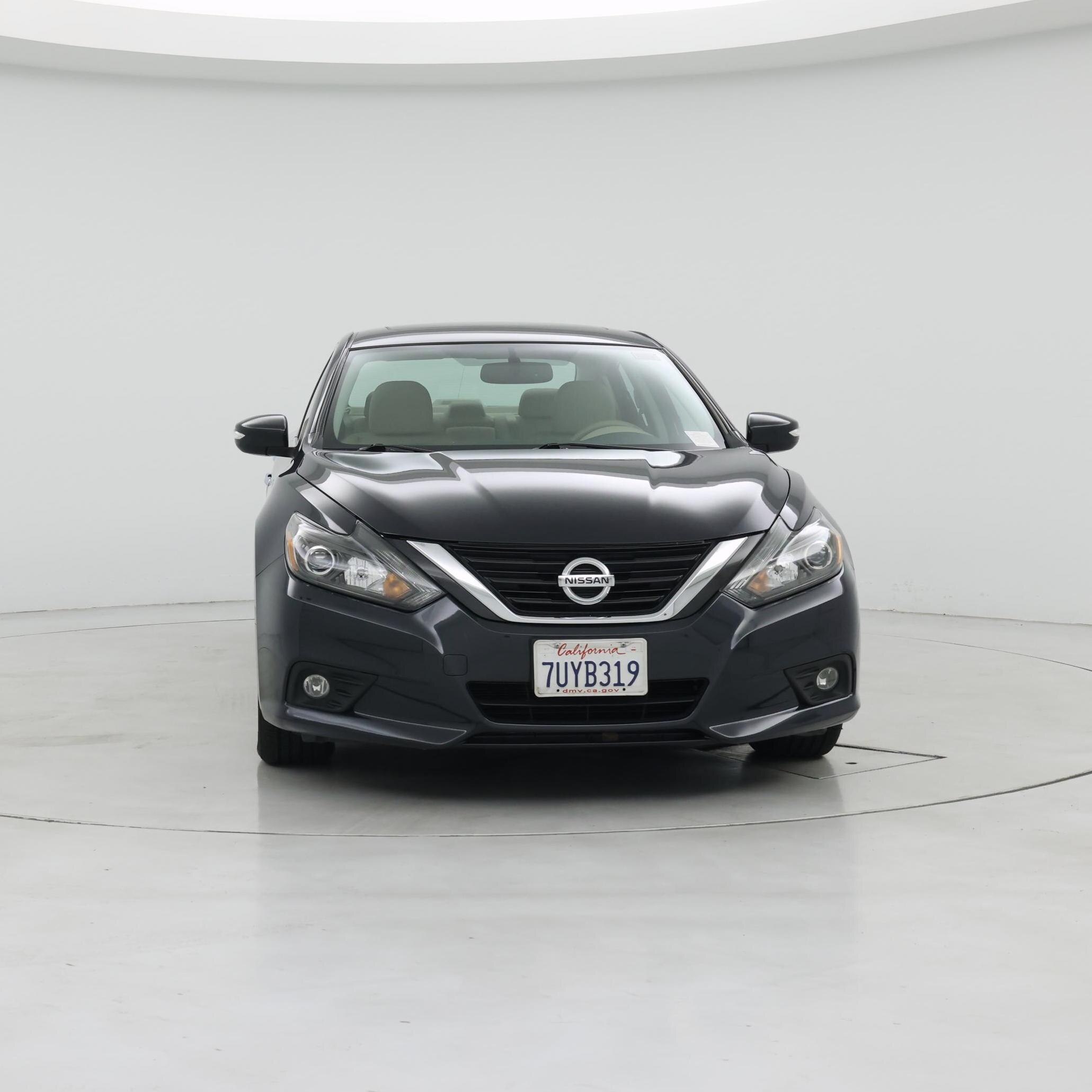 Thumbnail: 2016 Nissan Altima - 5