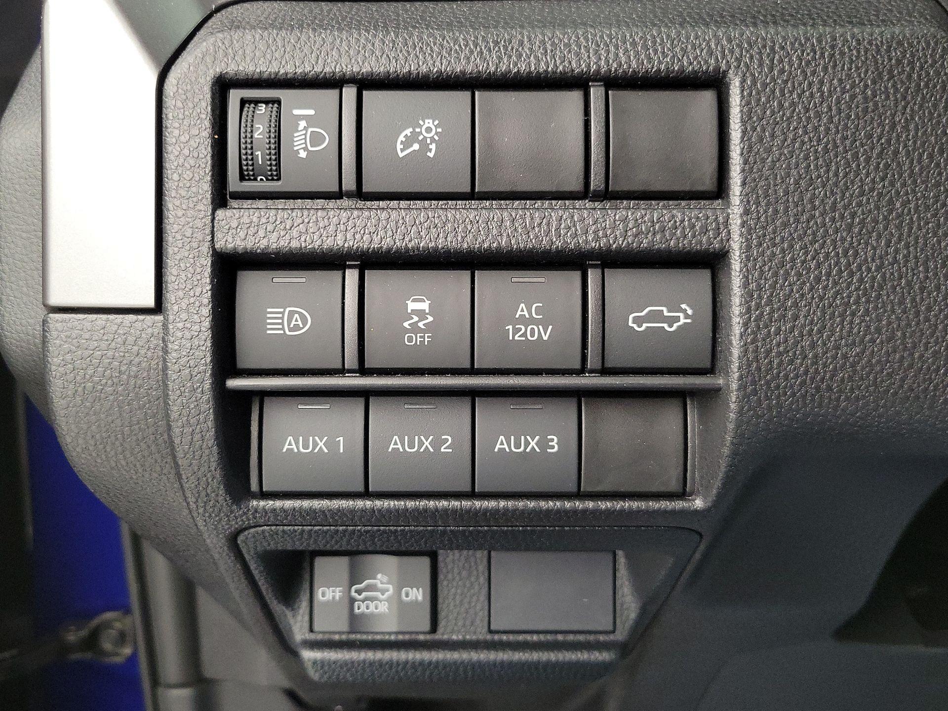 Thumbnail: 2025 Toyota Tacoma - 13