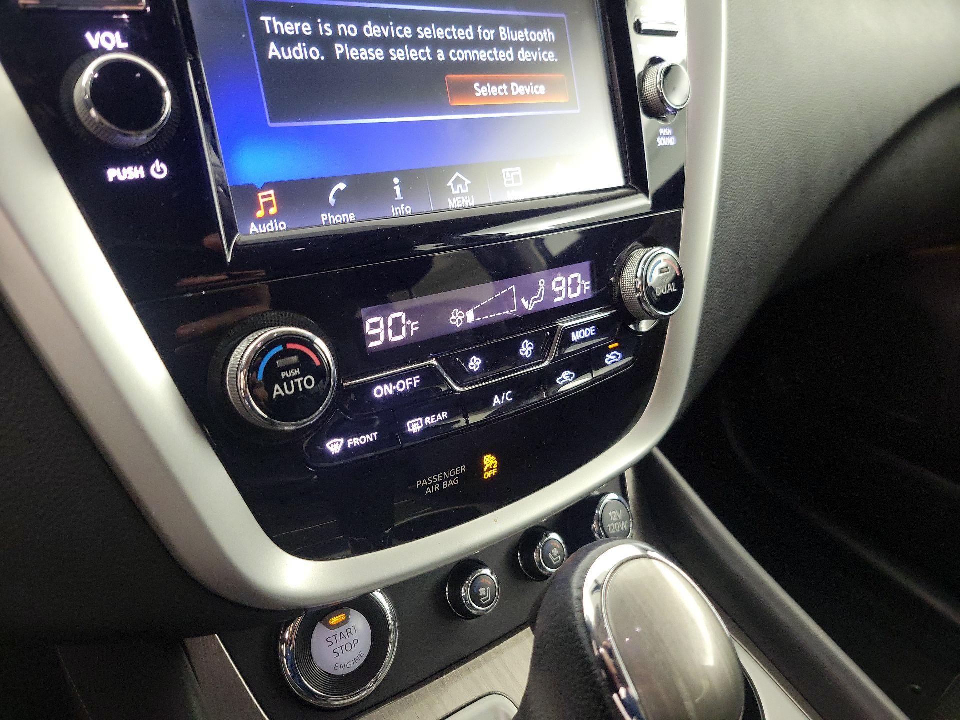 Thumbnail: 2015 Nissan Murano - 16