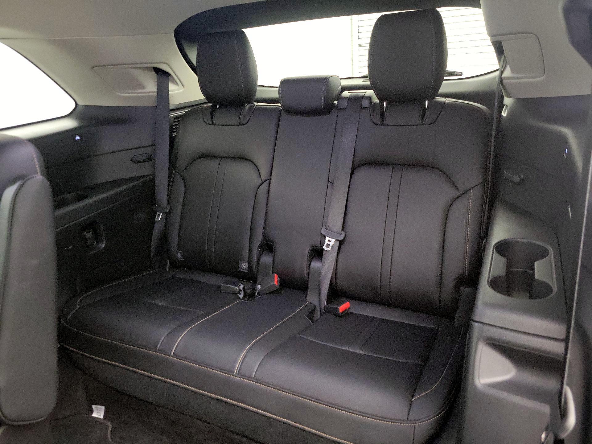 Thumbnail: 2024 Mazda CX-90 - 20