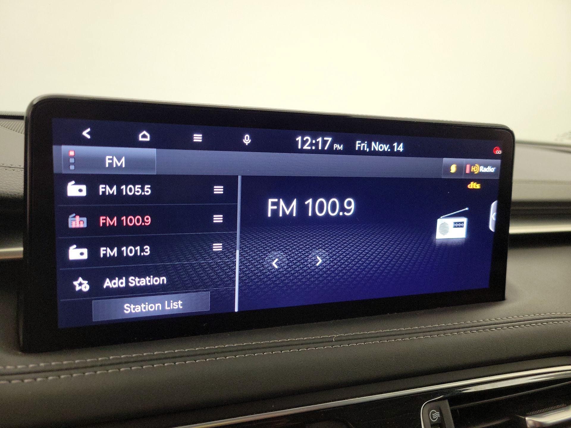 Thumbnail: 2023 Genesis G70 - 16