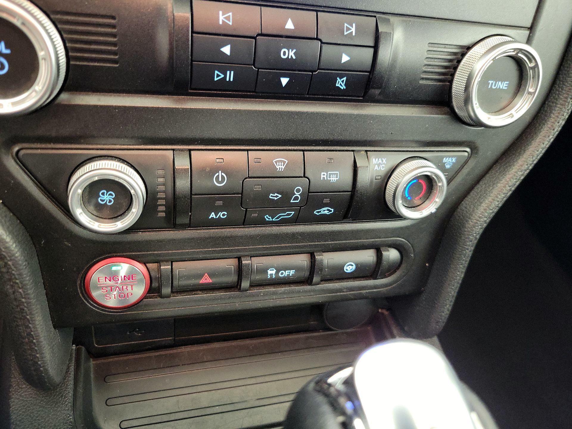 Thumbnail: 2022 Ford Mustang - 15