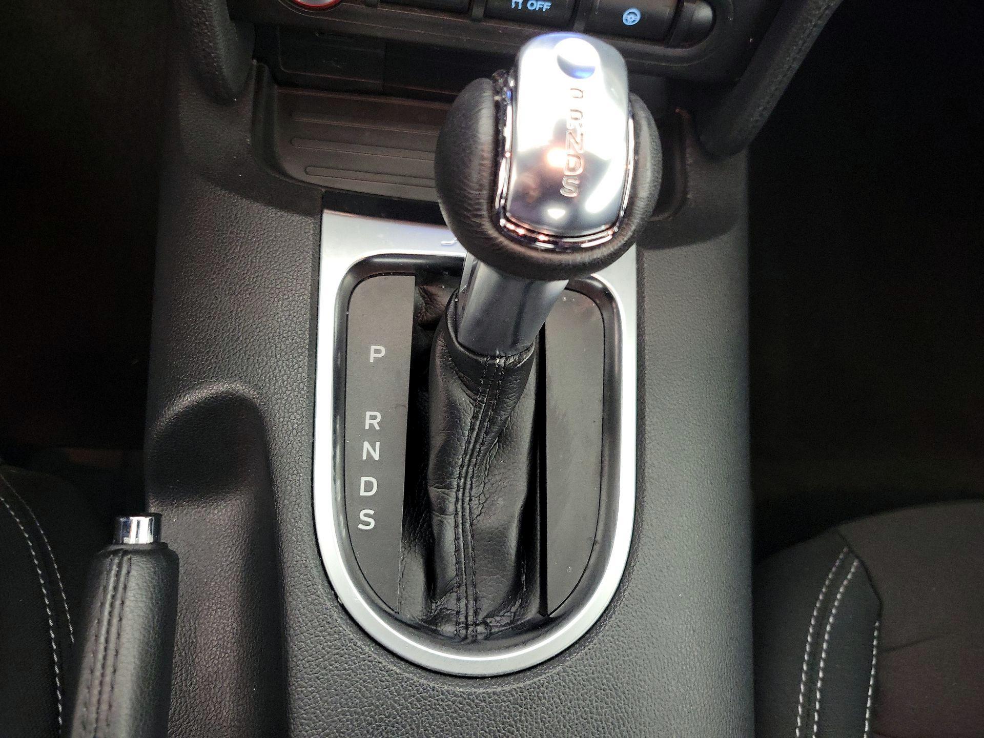 Thumbnail: 2022 Ford Mustang - 16