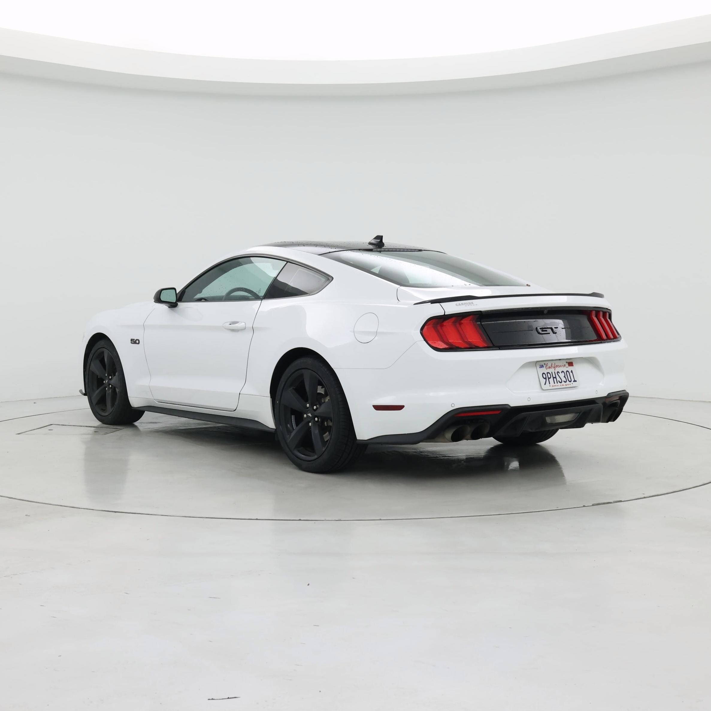 Thumbnail: 2022 Ford Mustang - 2