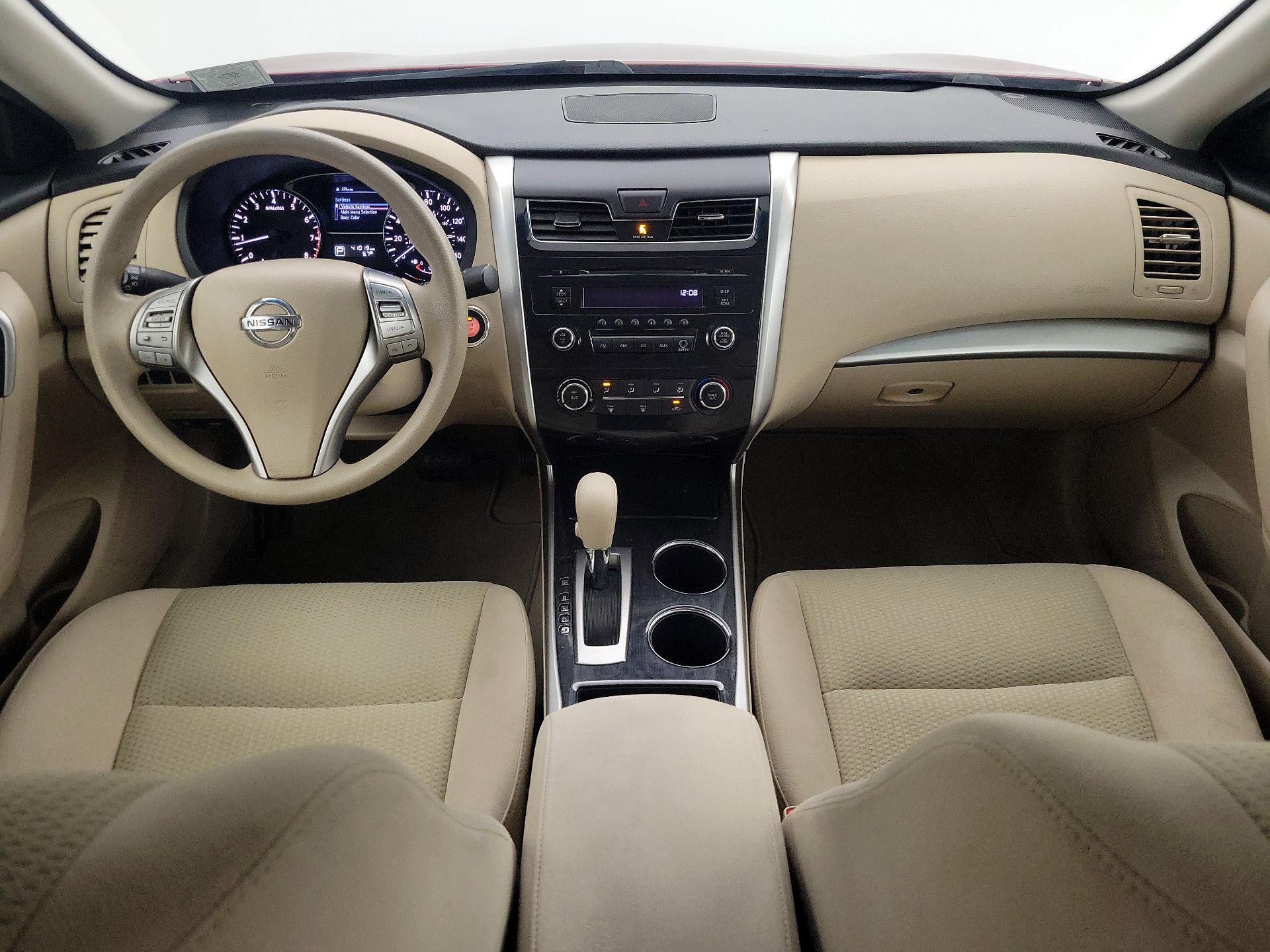 Thumbnail: 2014 Nissan Altima - 9