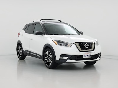 White 2019 Nissan Kicks SR
