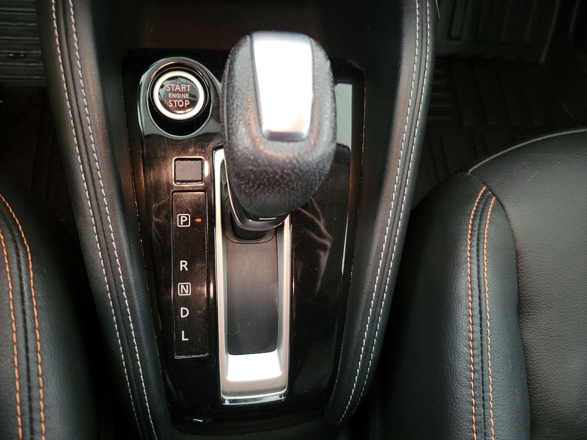 Thumbnail: 2019 Nissan Kicks - 16