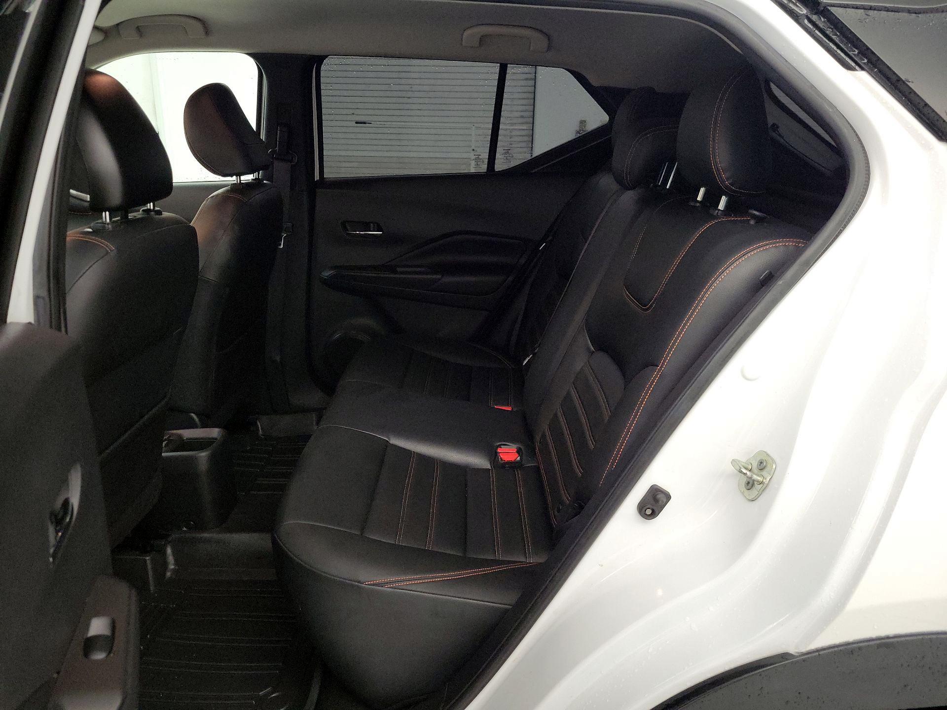 Thumbnail: 2019 Nissan Kicks - 18