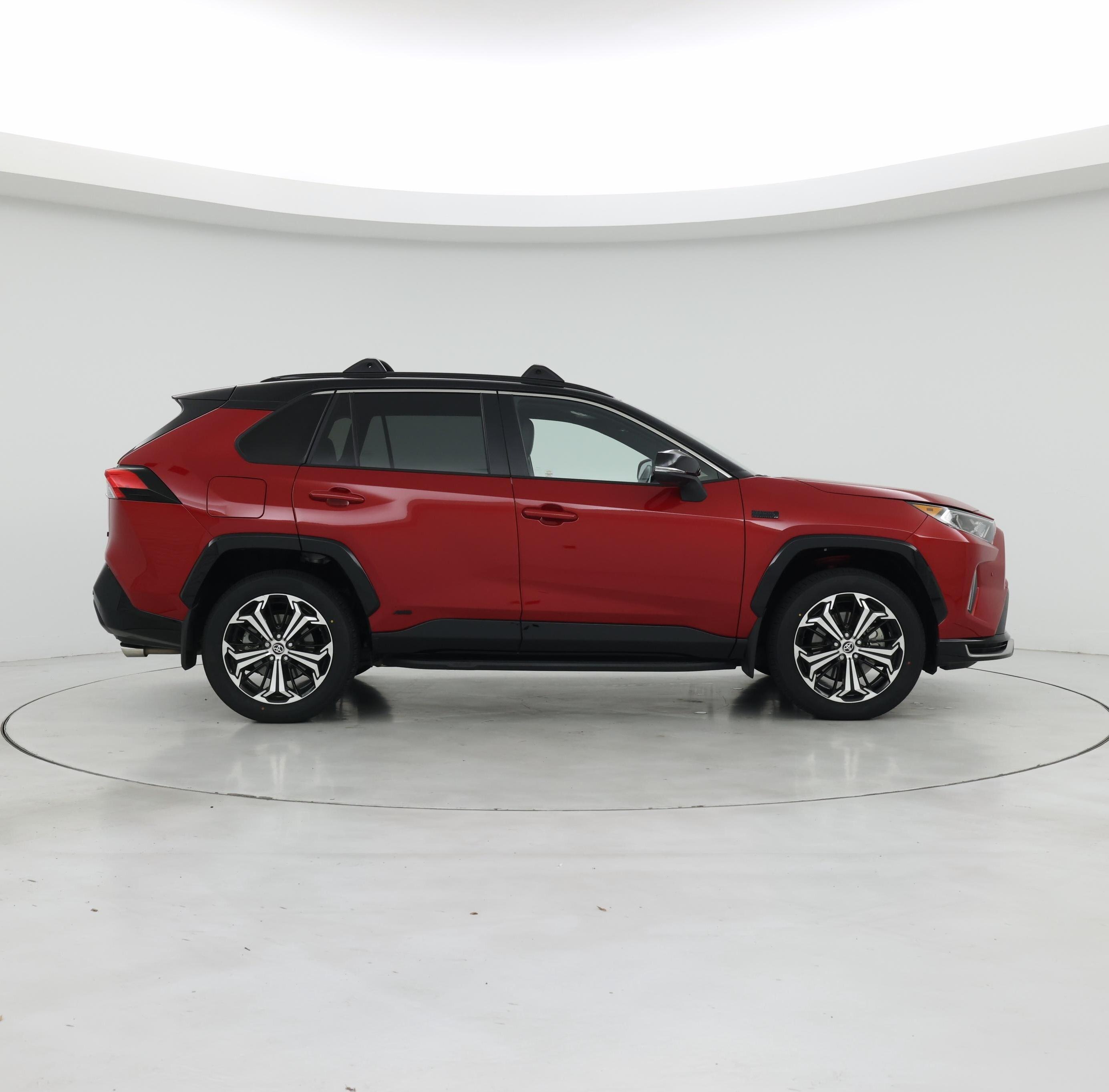 Thumbnail: 2021 Toyota RAV4 - 7