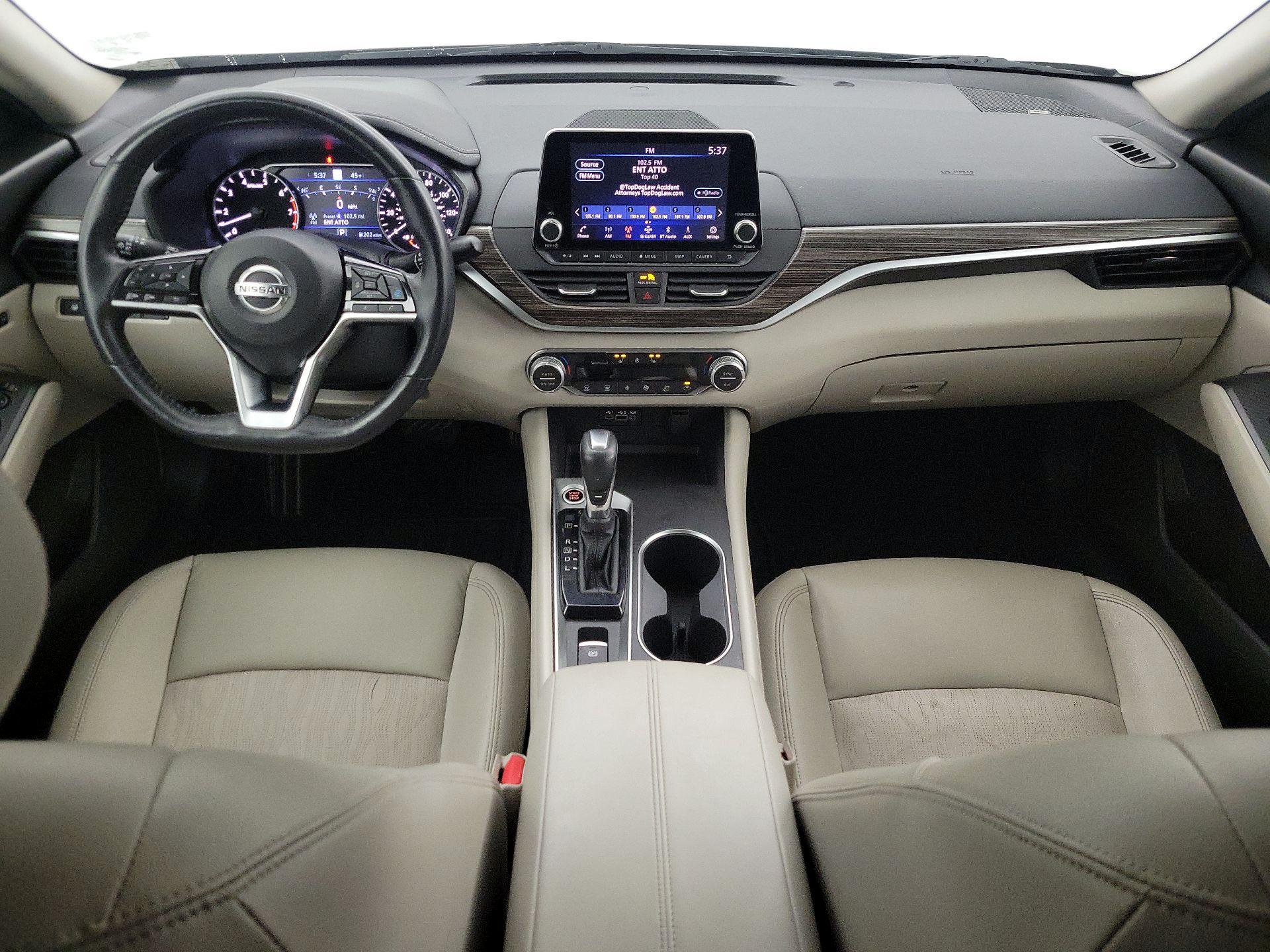 Thumbnail: 2019 Nissan Altima - 9