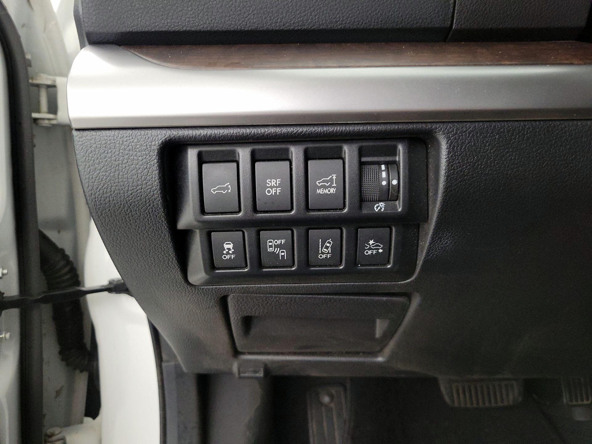 Thumbnail: 2017 Subaru Outback - 13