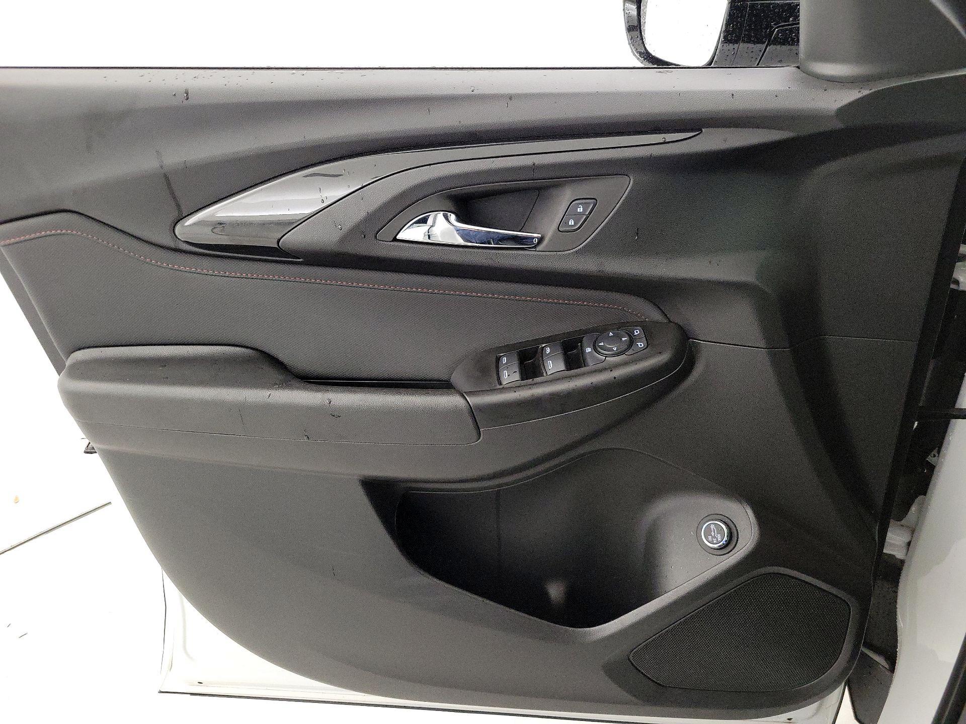 Thumbnail: 2023 Chevrolet TrailBlazer - 12