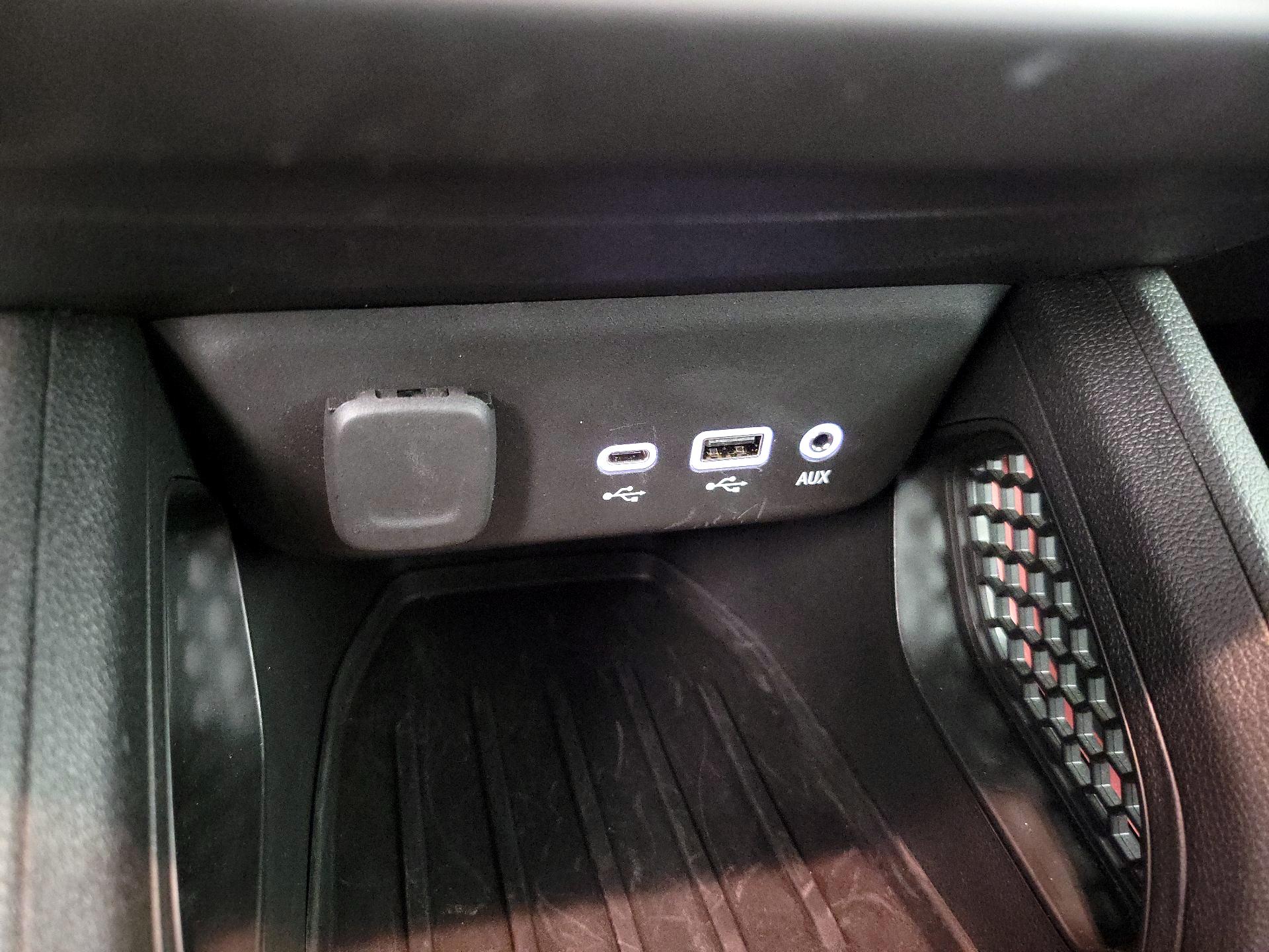 Thumbnail: 2023 Chevrolet TrailBlazer - 17