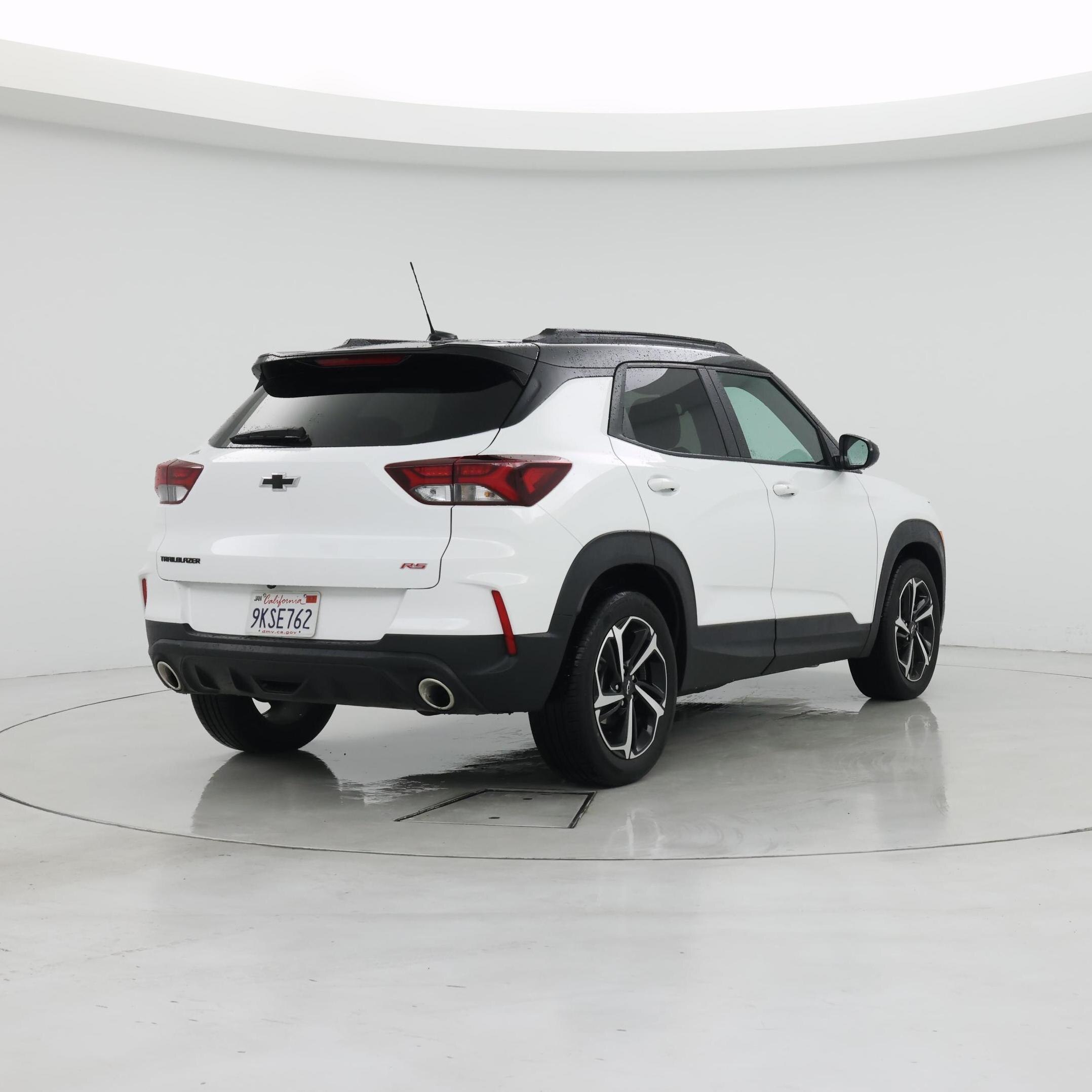 Thumbnail: 2023 Chevrolet TrailBlazer - 8