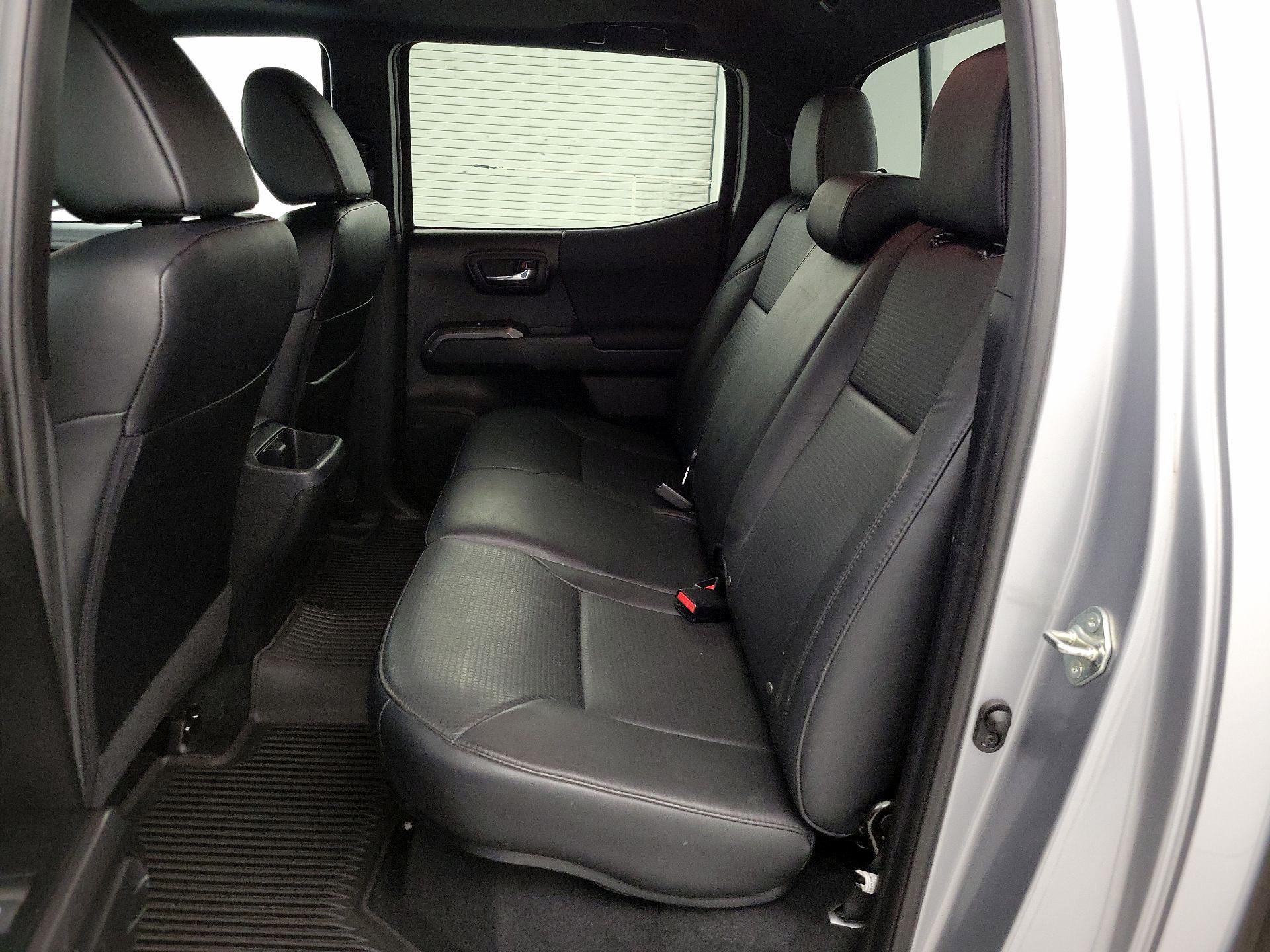 Thumbnail: 2021 Toyota Tacoma - 19