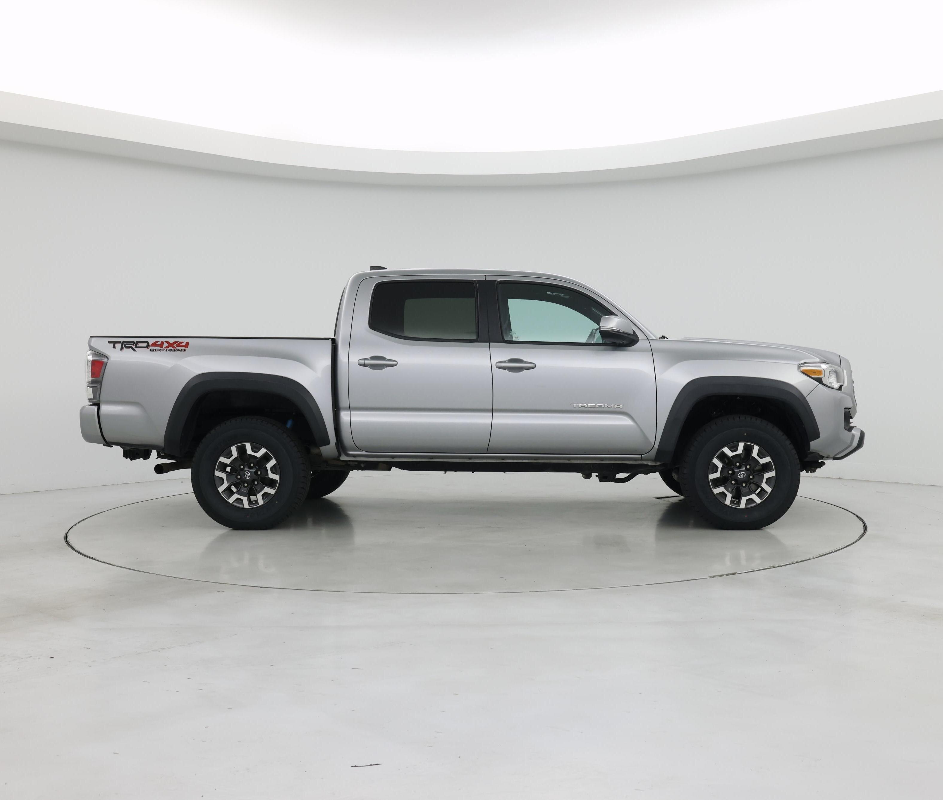 Thumbnail: 2021 Toyota Tacoma - 7