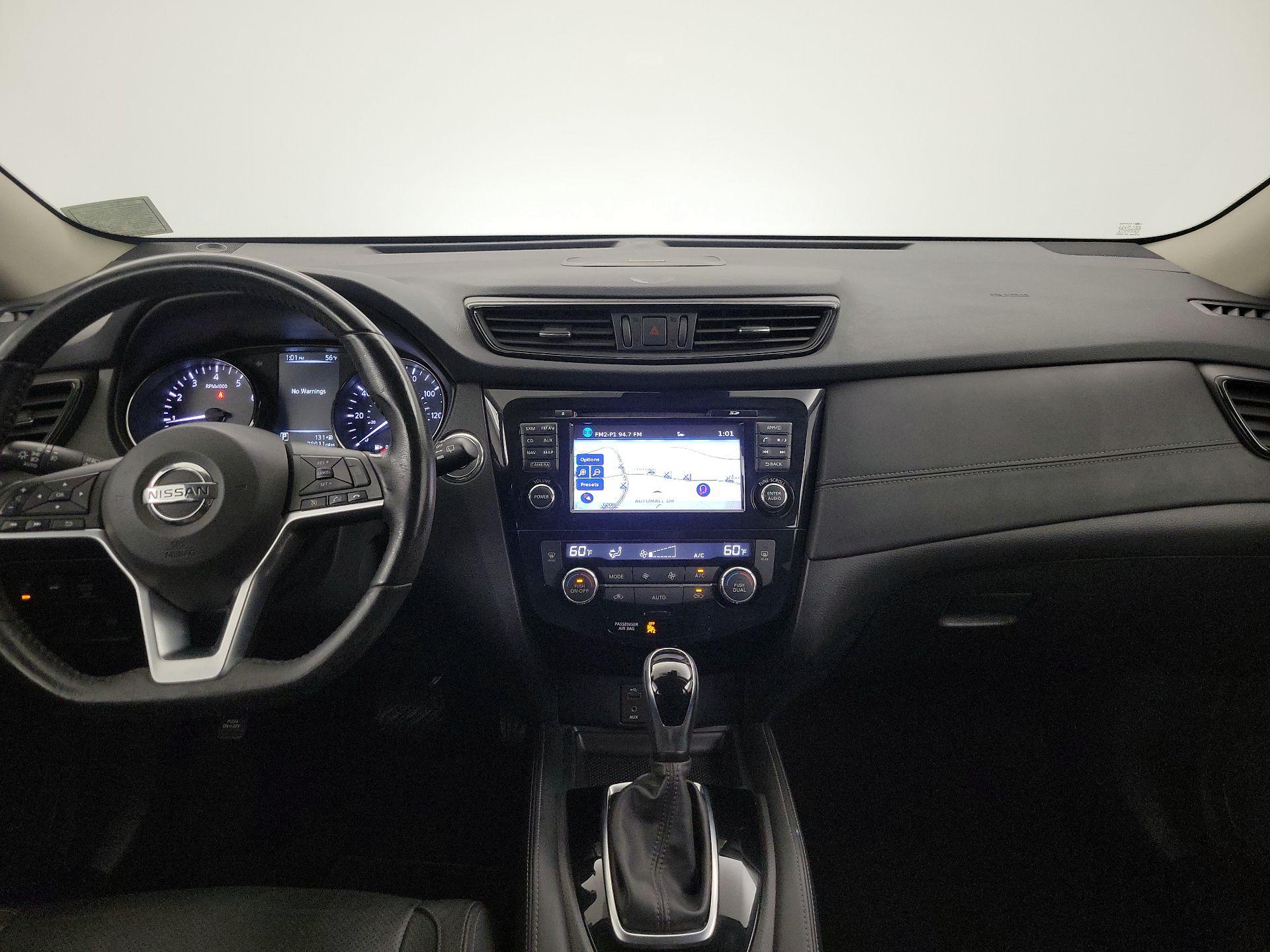 Thumbnail: 2017 Nissan Rogue - 9