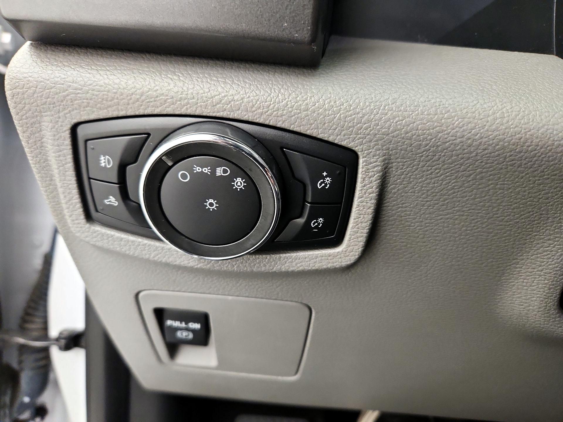 Thumbnail: 2017 Ford F-150 - 13