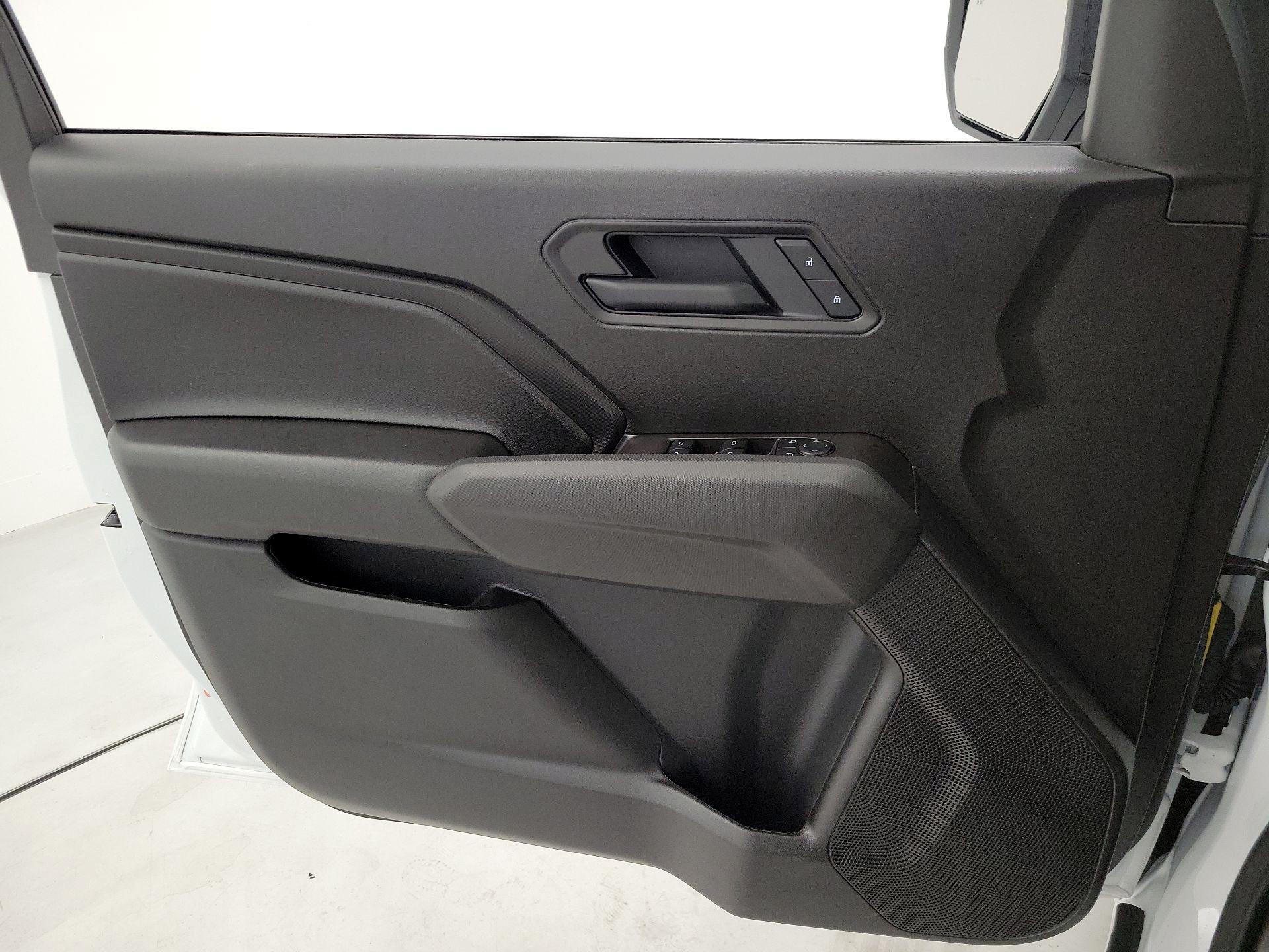 Thumbnail: 2026 Chevrolet Colorado - 12