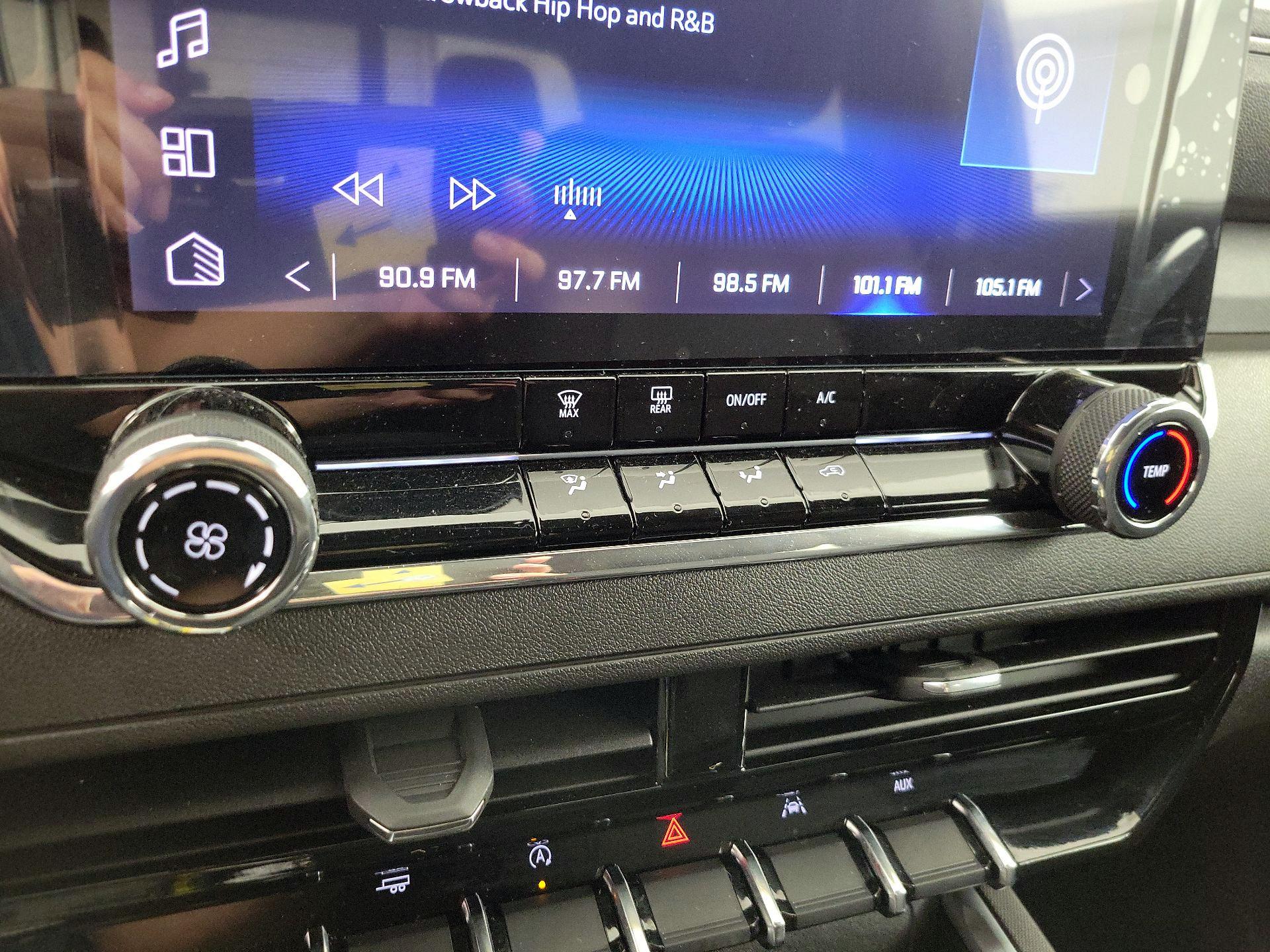 Thumbnail: 2026 Chevrolet Colorado - 15