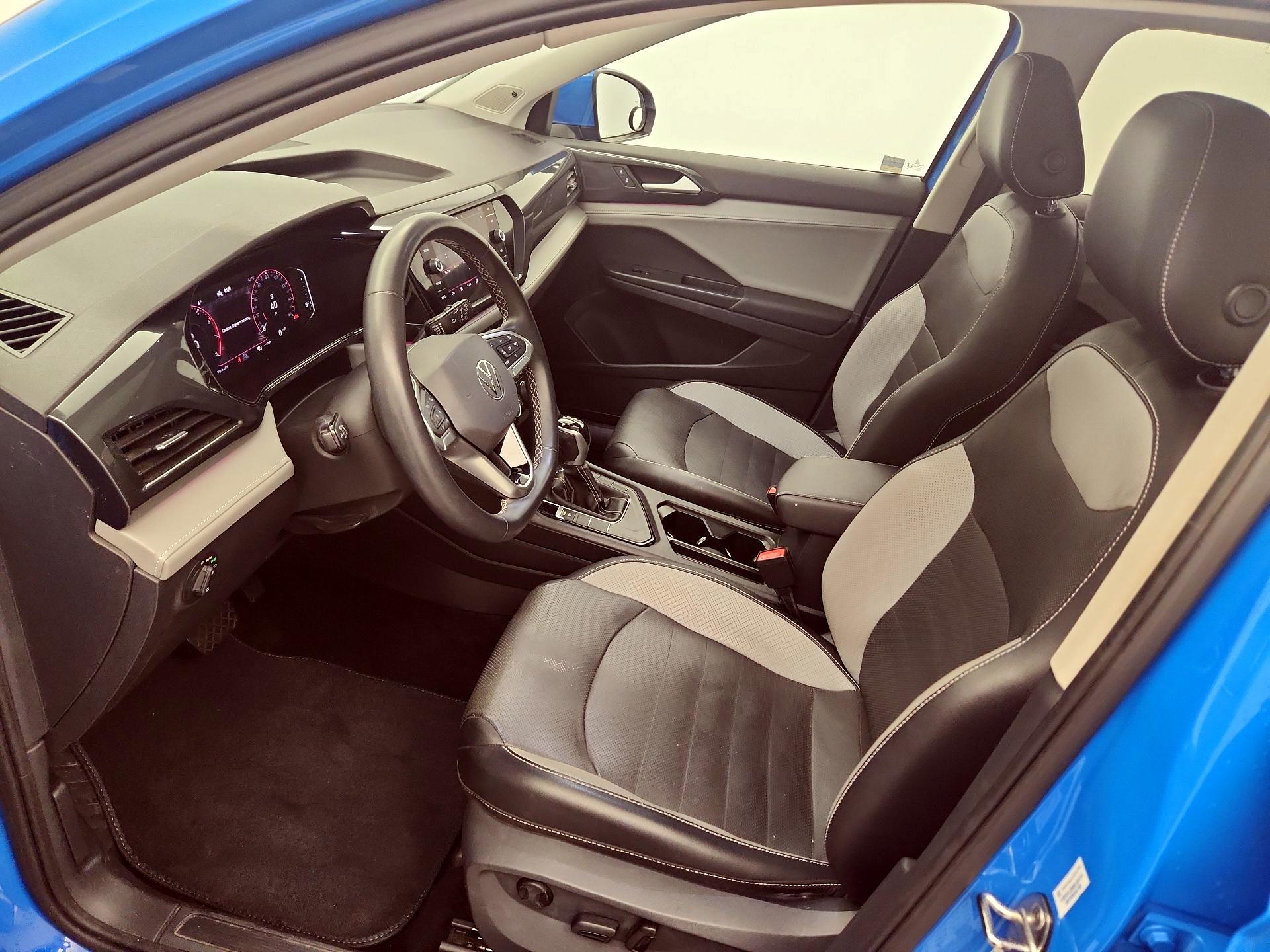 Thumbnail: 2022 Volkswagen Taos - 11