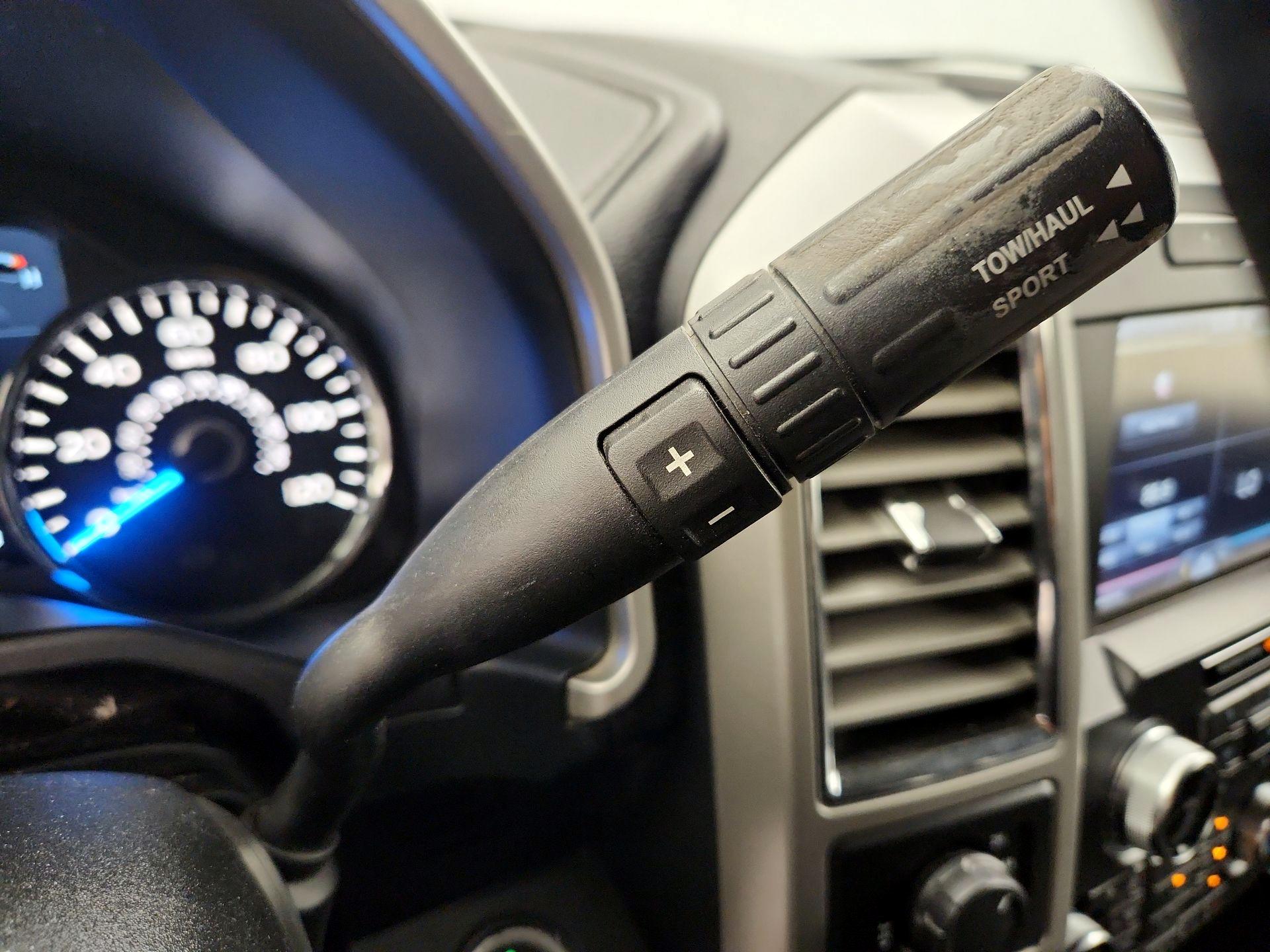 Thumbnail: 2015 Ford F-150 - 17