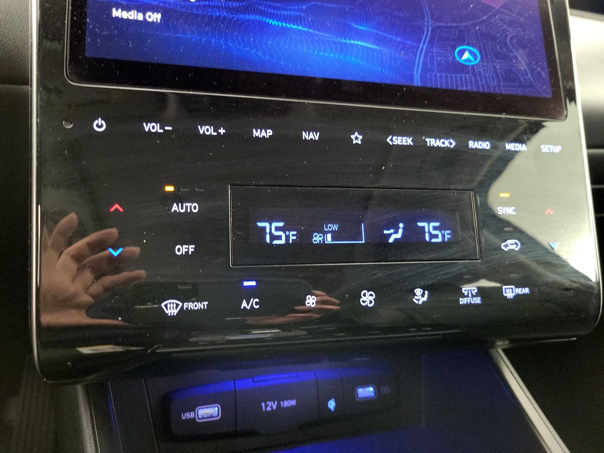 Thumbnail: 2022 Hyundai Tucson - 17