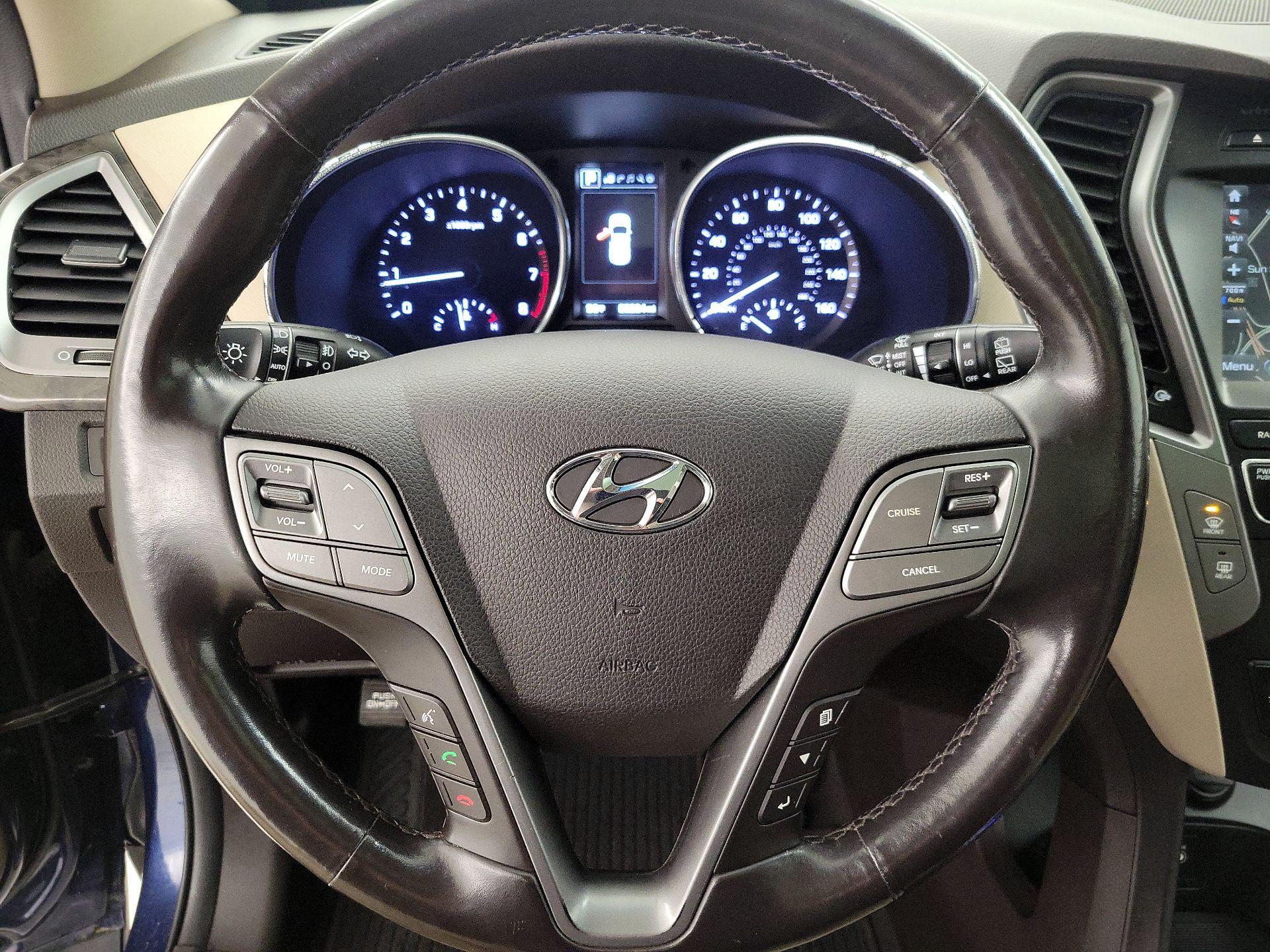 Thumbnail: 2017 Hyundai Santa Fe - 10