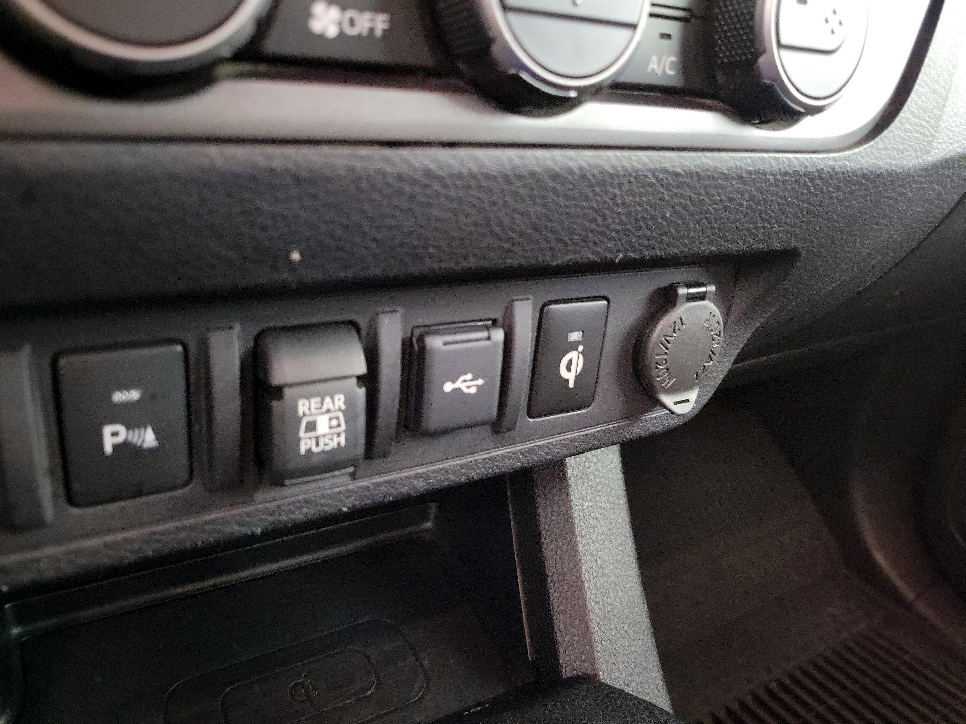 Thumbnail: 2023 Toyota Tacoma - 18