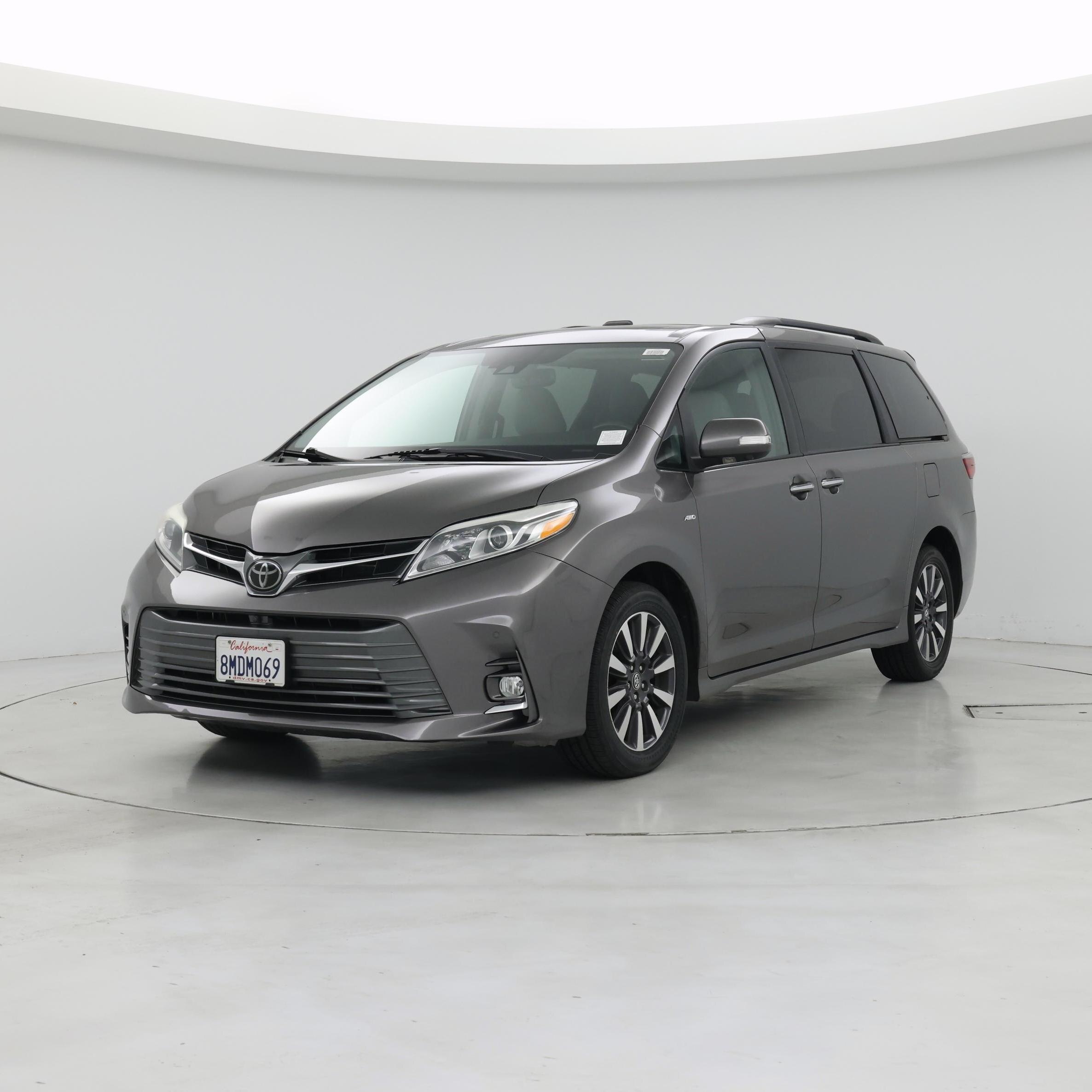 Thumbnail: 2020 Toyota Sienna - 4