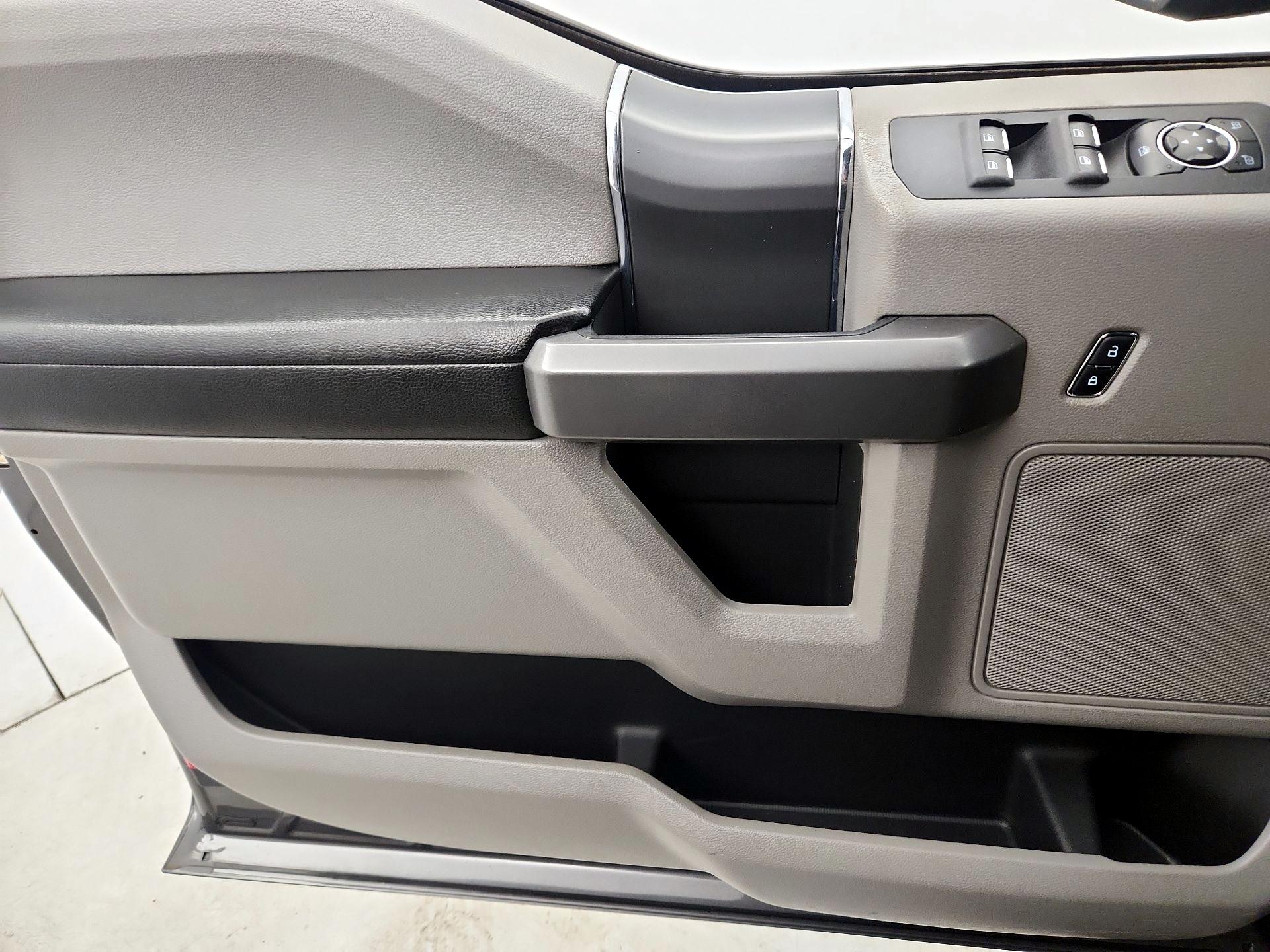 Thumbnail: 2015 Ford F-150 - 12