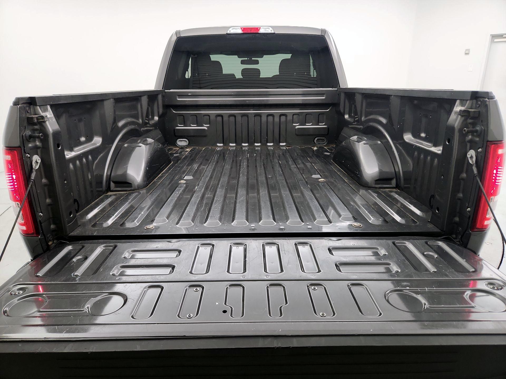 Thumbnail: 2015 Ford F-150 - 20