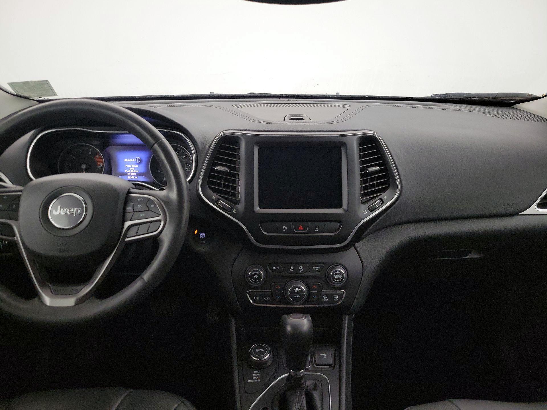 Thumbnail: 2021 Jeep Cherokee - 9