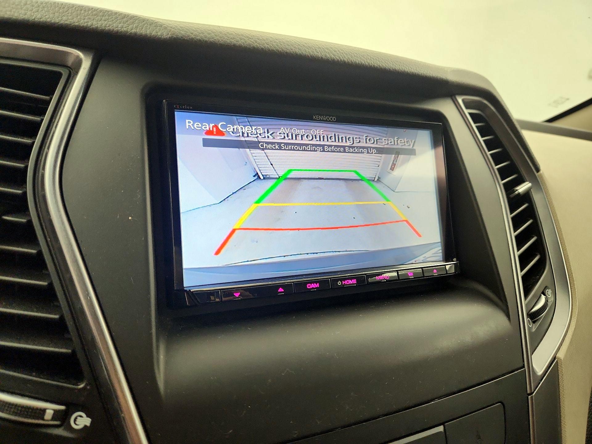 Thumbnail: 2015 Hyundai Santa Fe - 14