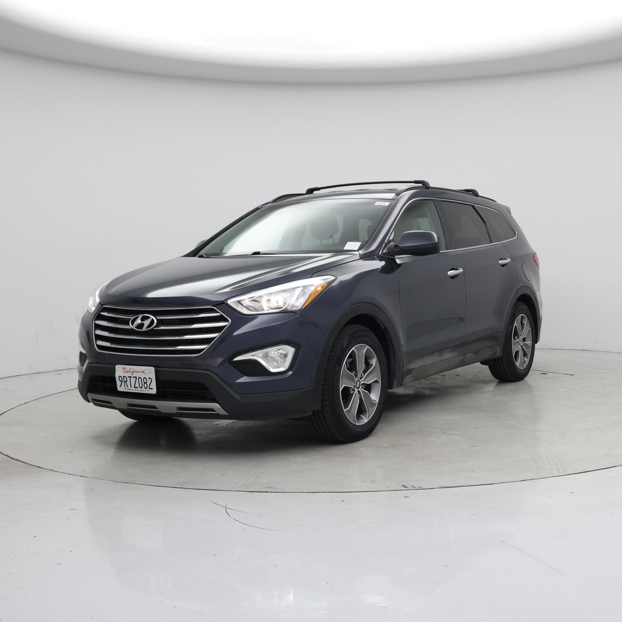 Thumbnail: 2015 Hyundai Santa Fe - 4