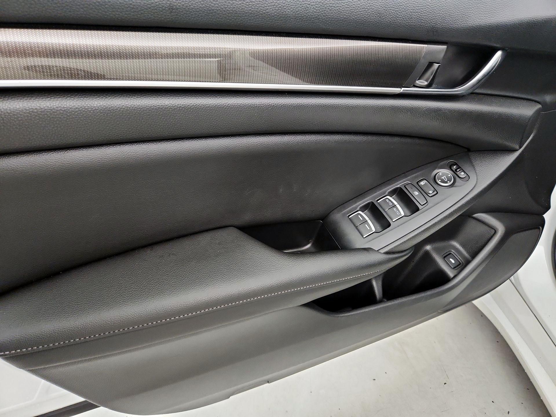 Thumbnail: 2020 Honda Accord - 12