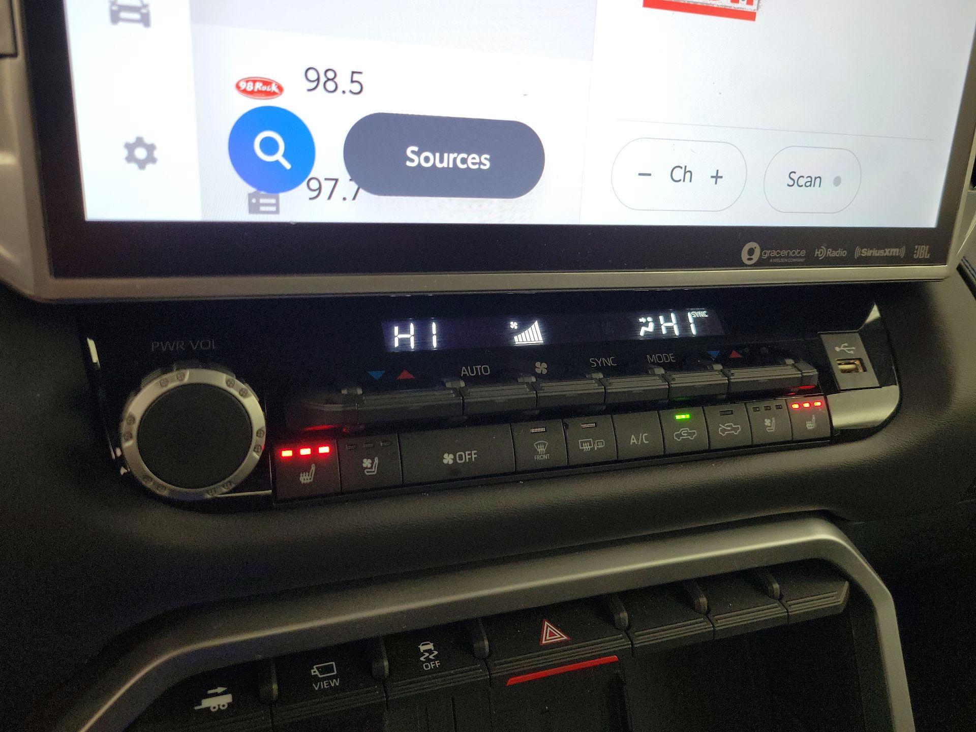 Thumbnail: 2024 Toyota Tundra - 16