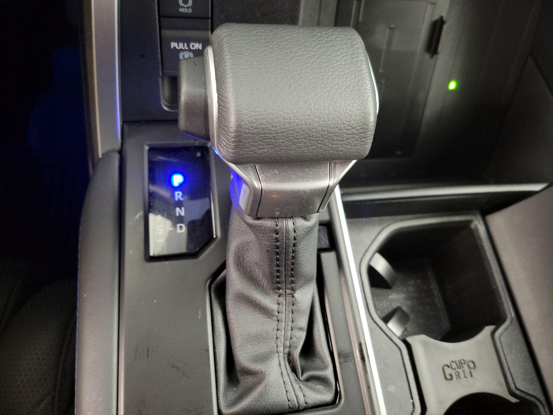 Thumbnail: 2024 Toyota Tundra - 17