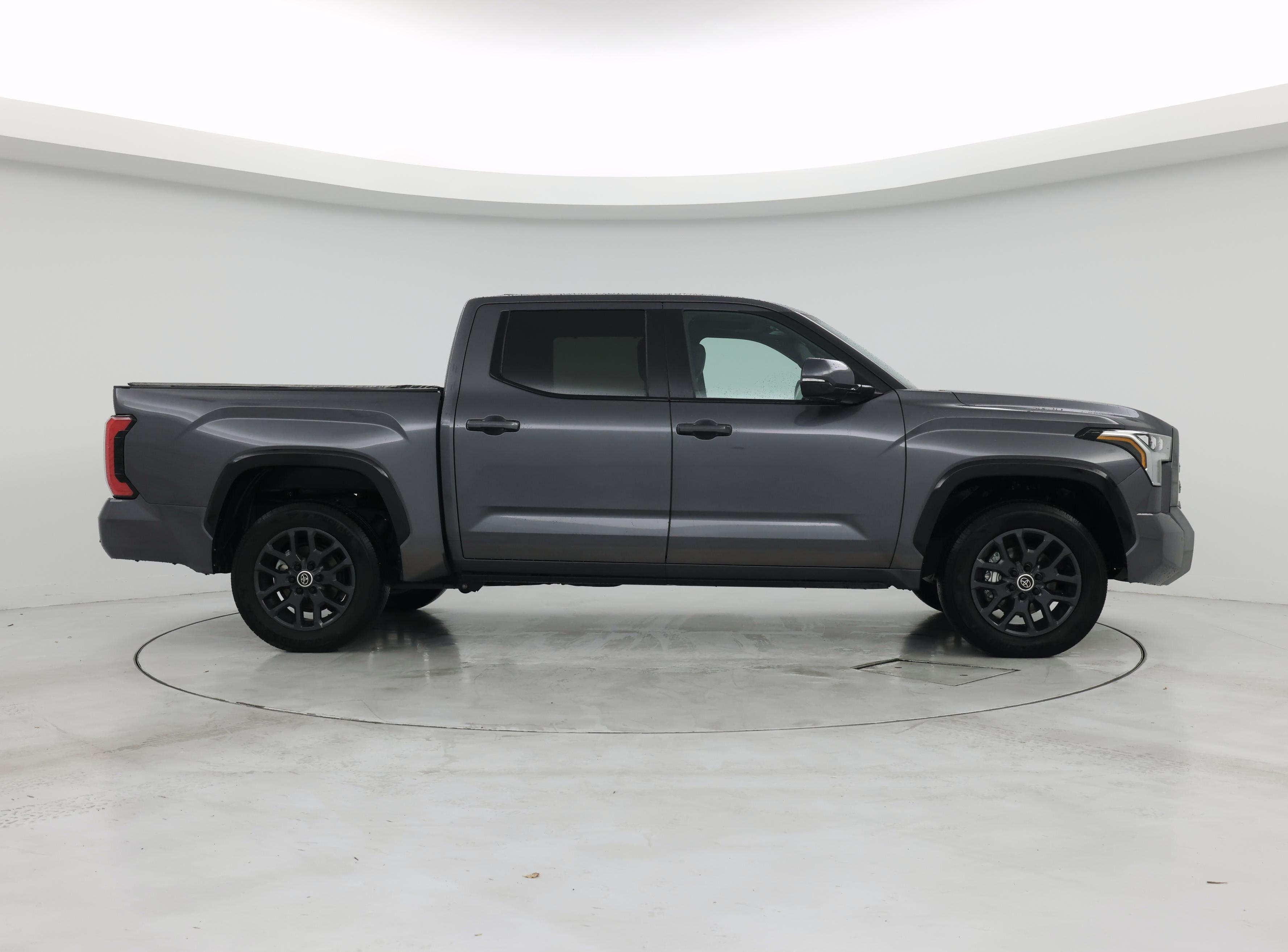 Thumbnail: 2024 Toyota Tundra - 7