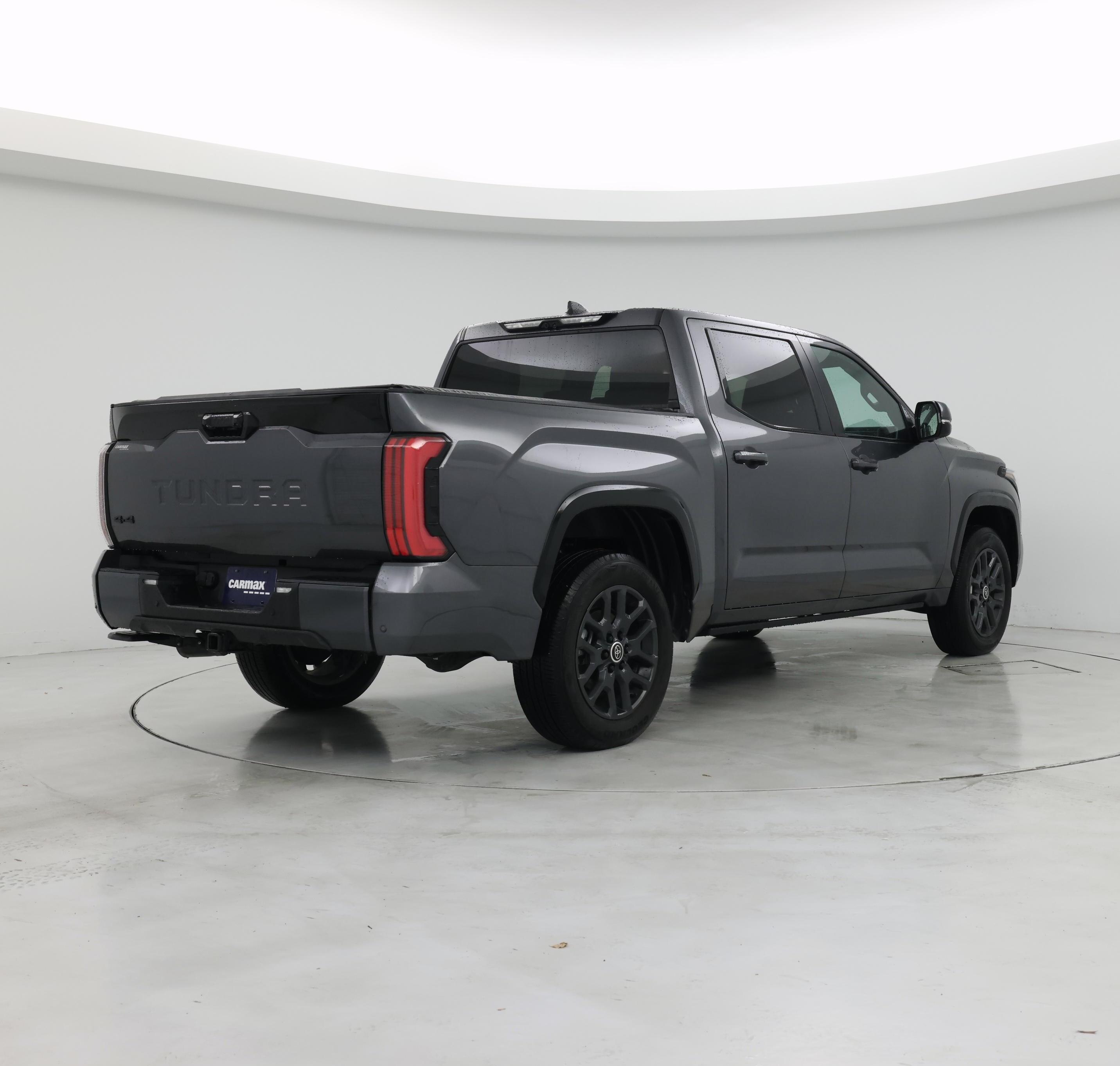 Thumbnail: 2024 Toyota Tundra - 8