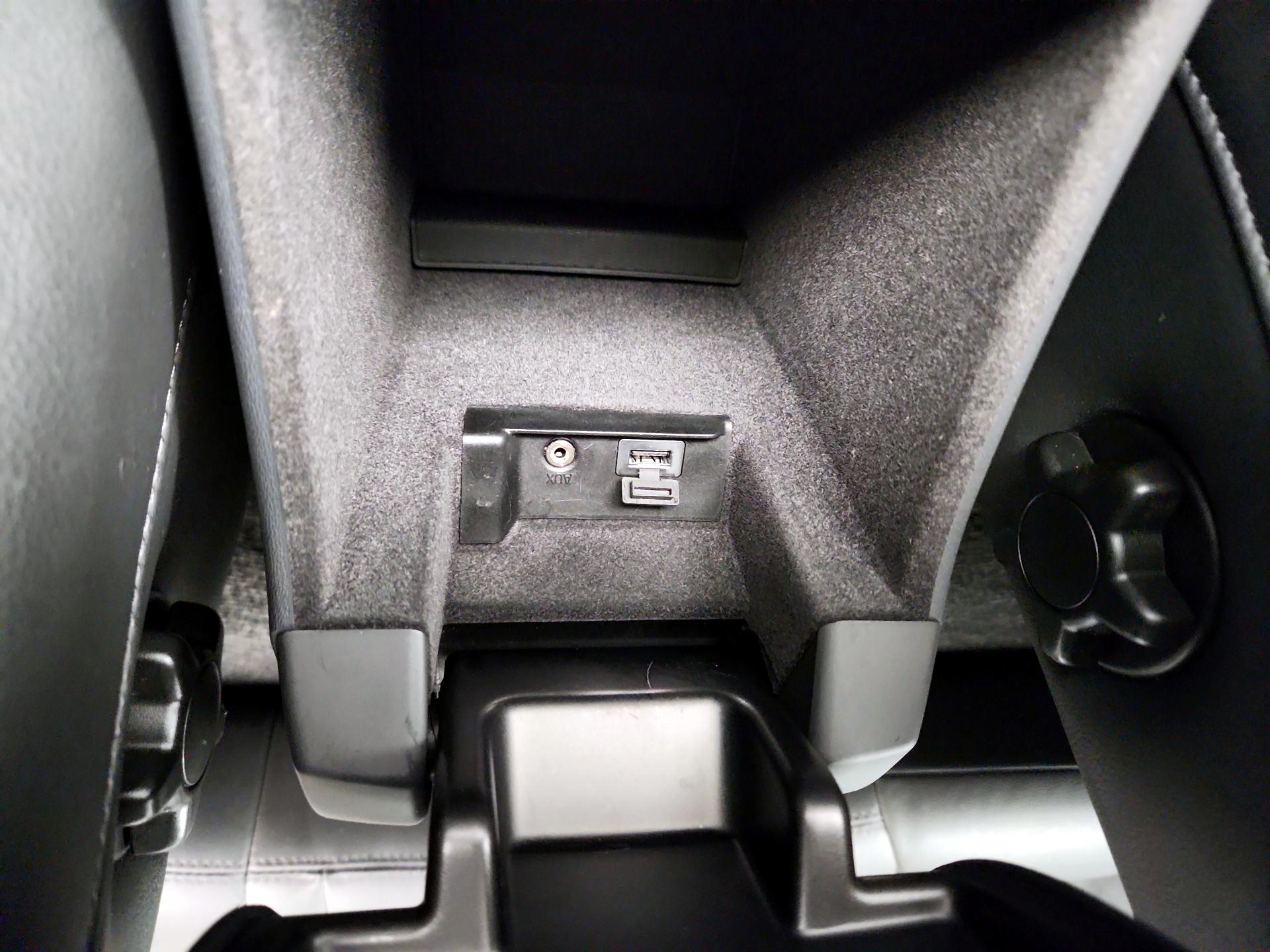 Thumbnail: 2015 Volvo S60 - 17