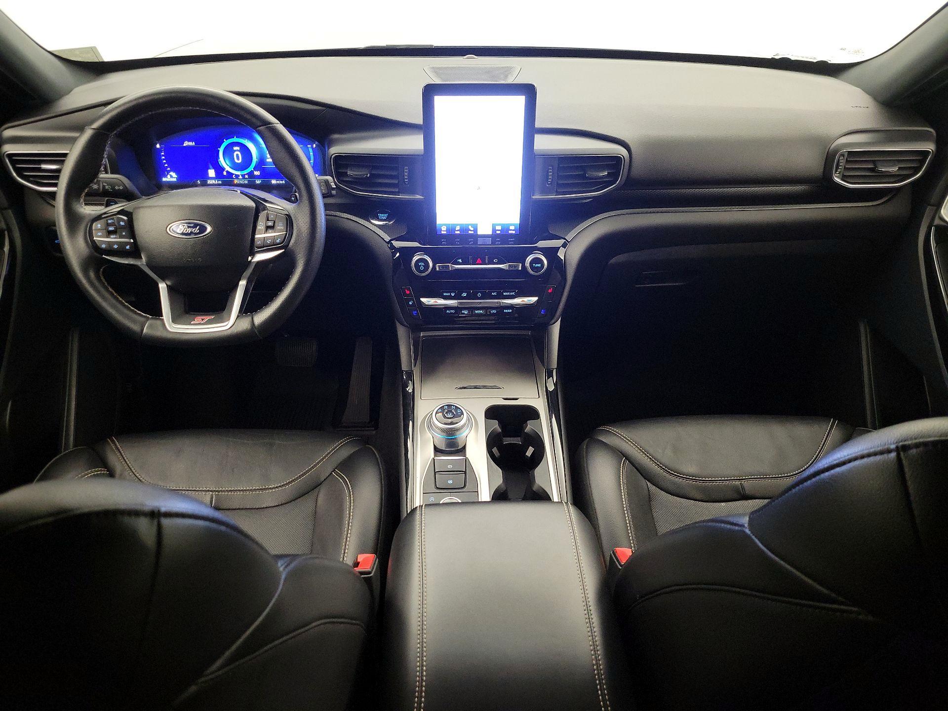 Thumbnail: 2023 Ford Explorer - 9